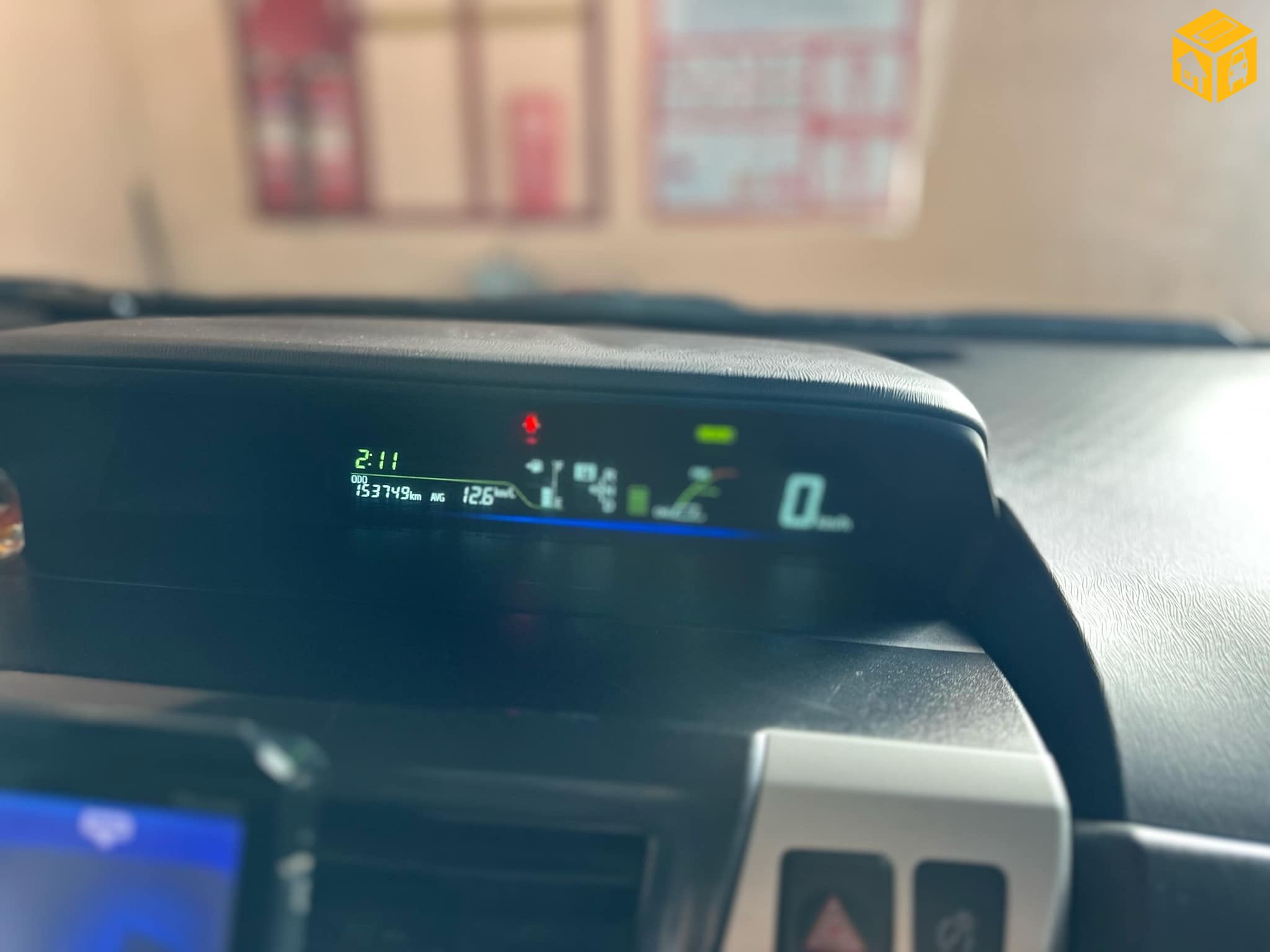 Toyota Prius 40. 41