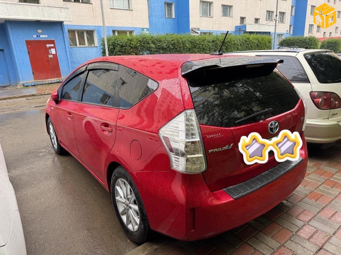 Toyota Prius 40. 41