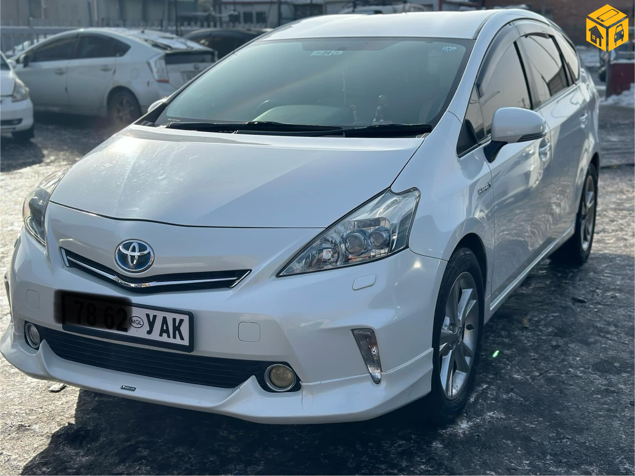 Toyota Prius 40. 41