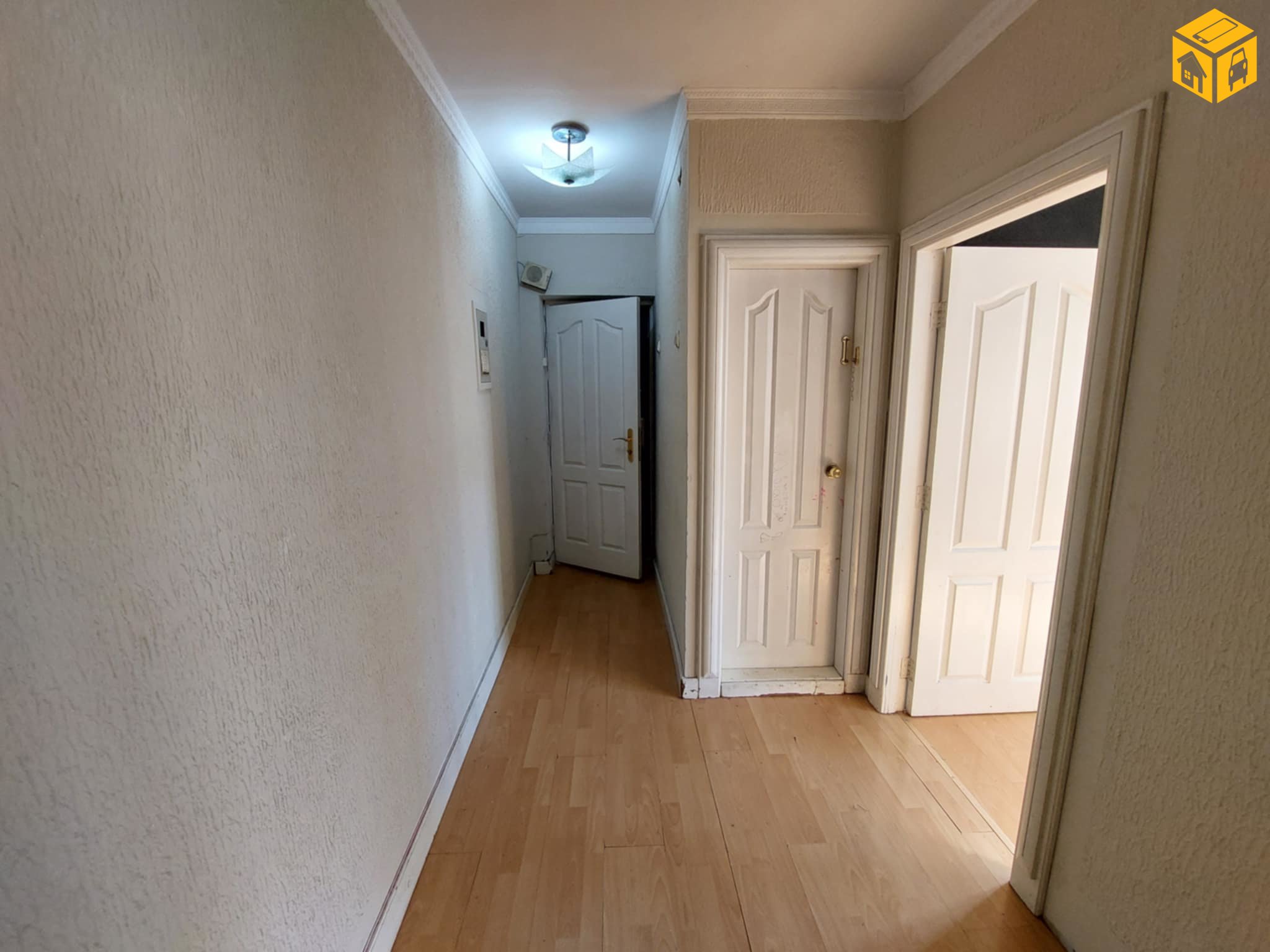 Орон сууц 3 өрөө