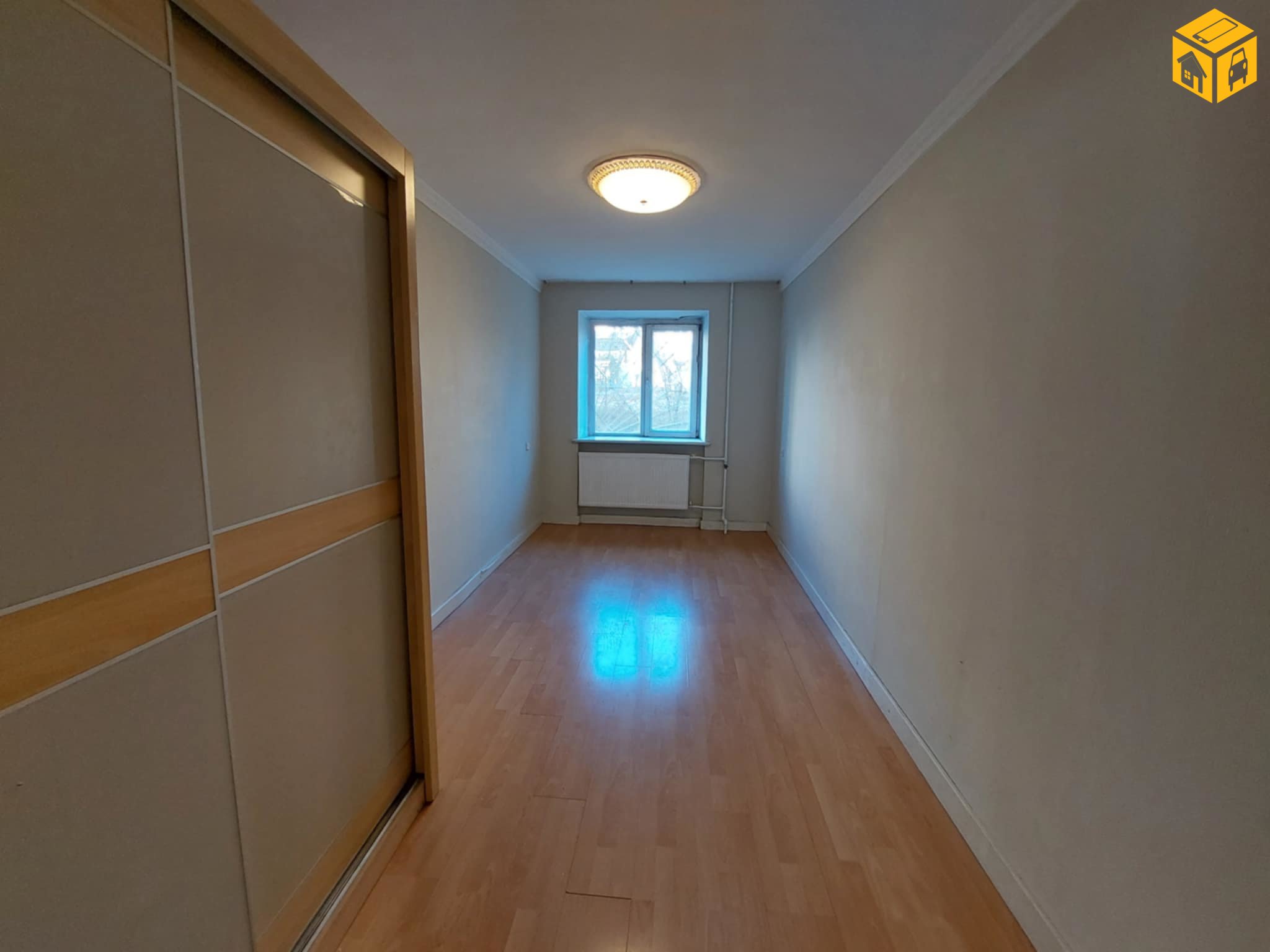 Орон сууц 3 өрөө