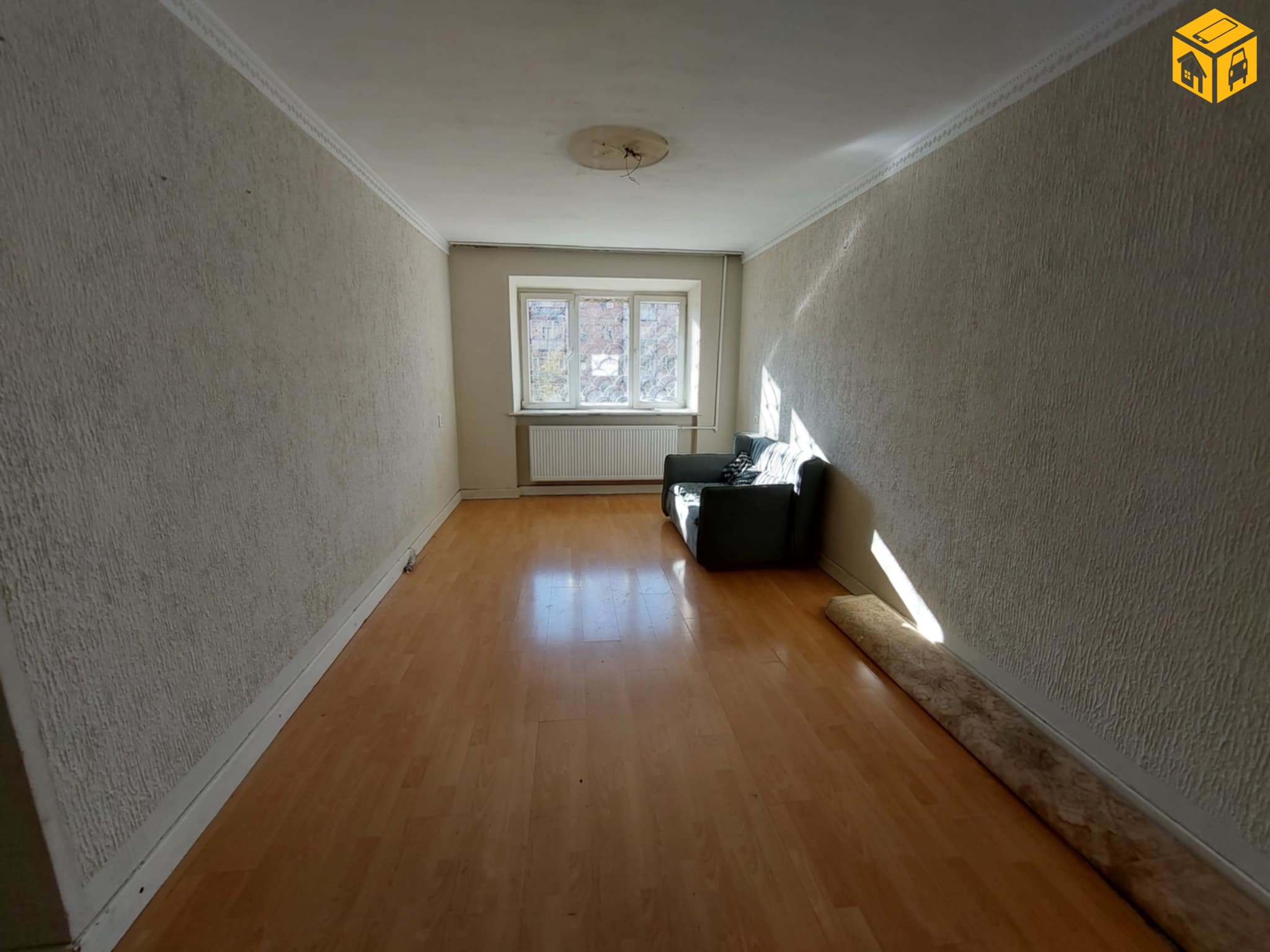 Орон сууц 3 өрөө