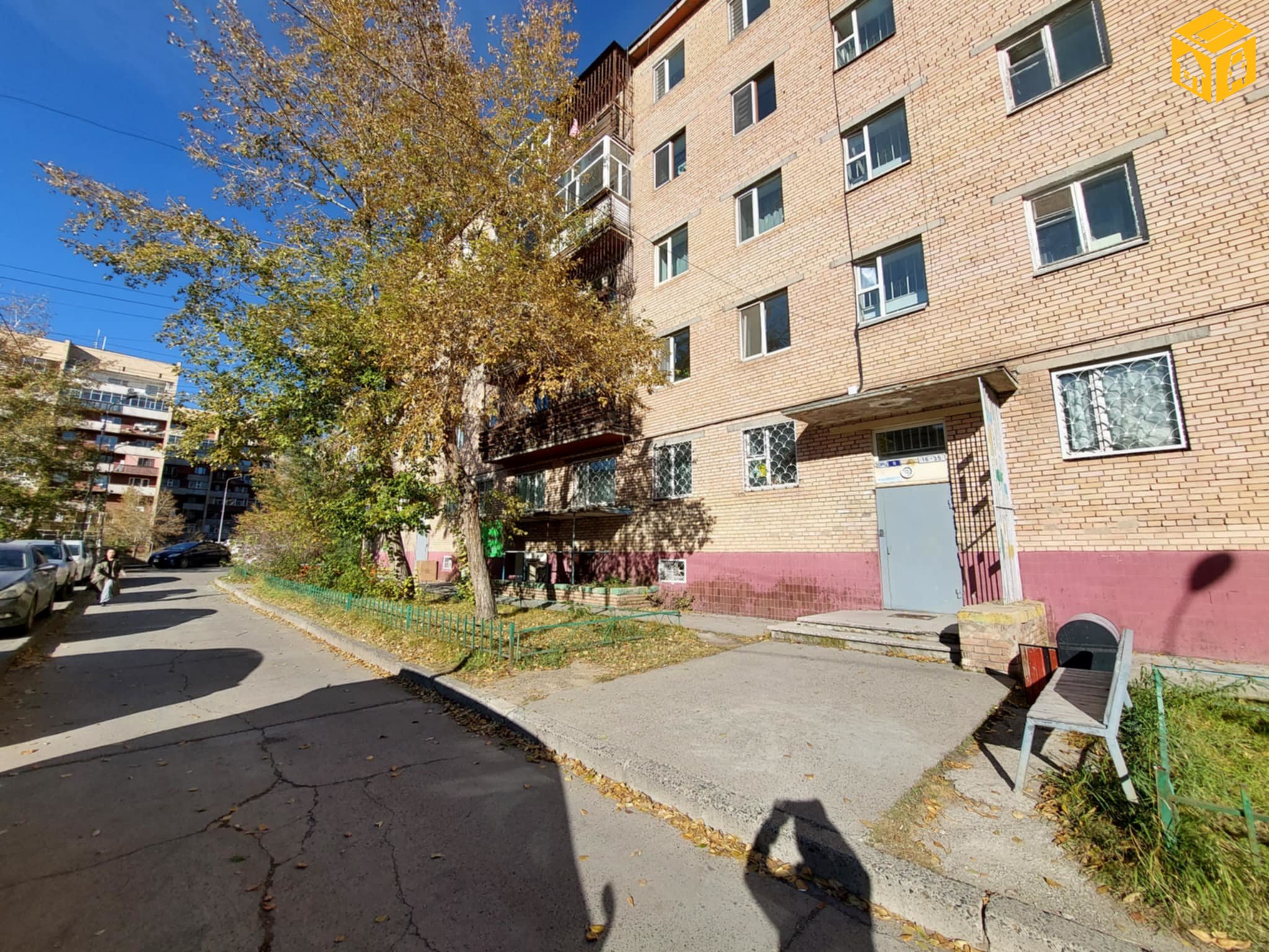 Орон сууц 3 өрөө