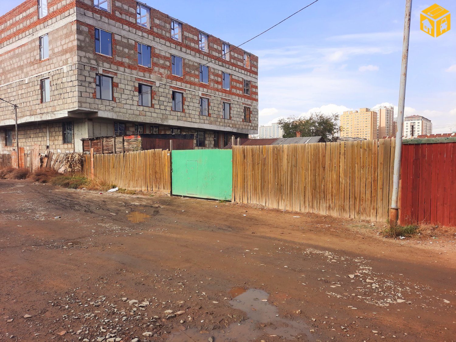 Үл хөдлөх зарна Газар