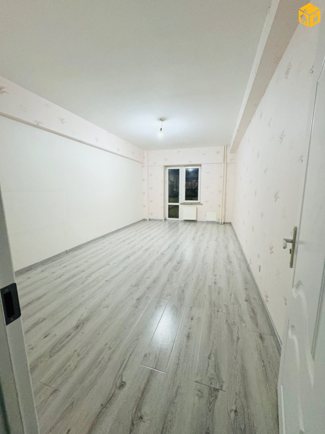 Орон сууц 3 өрөө