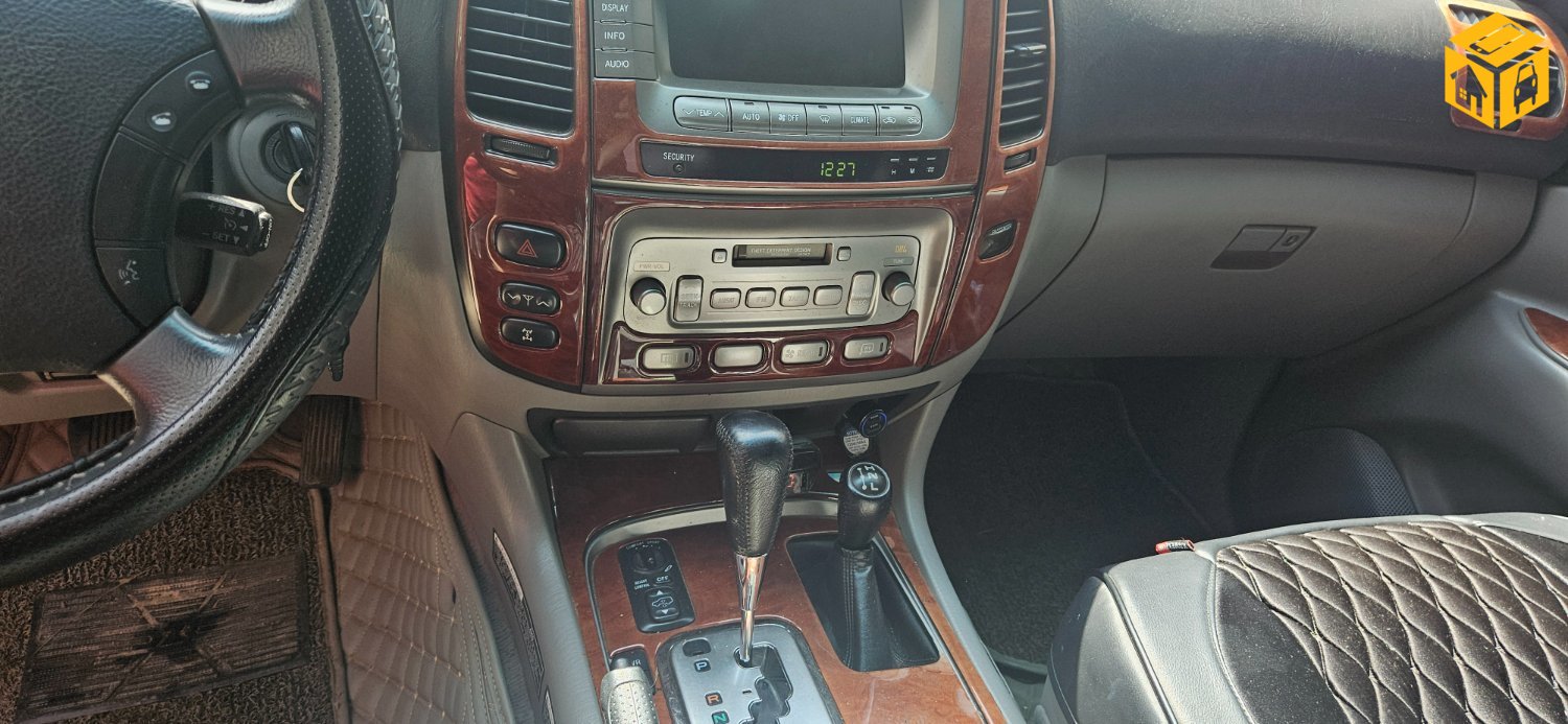 Toyota Landcruiser 100