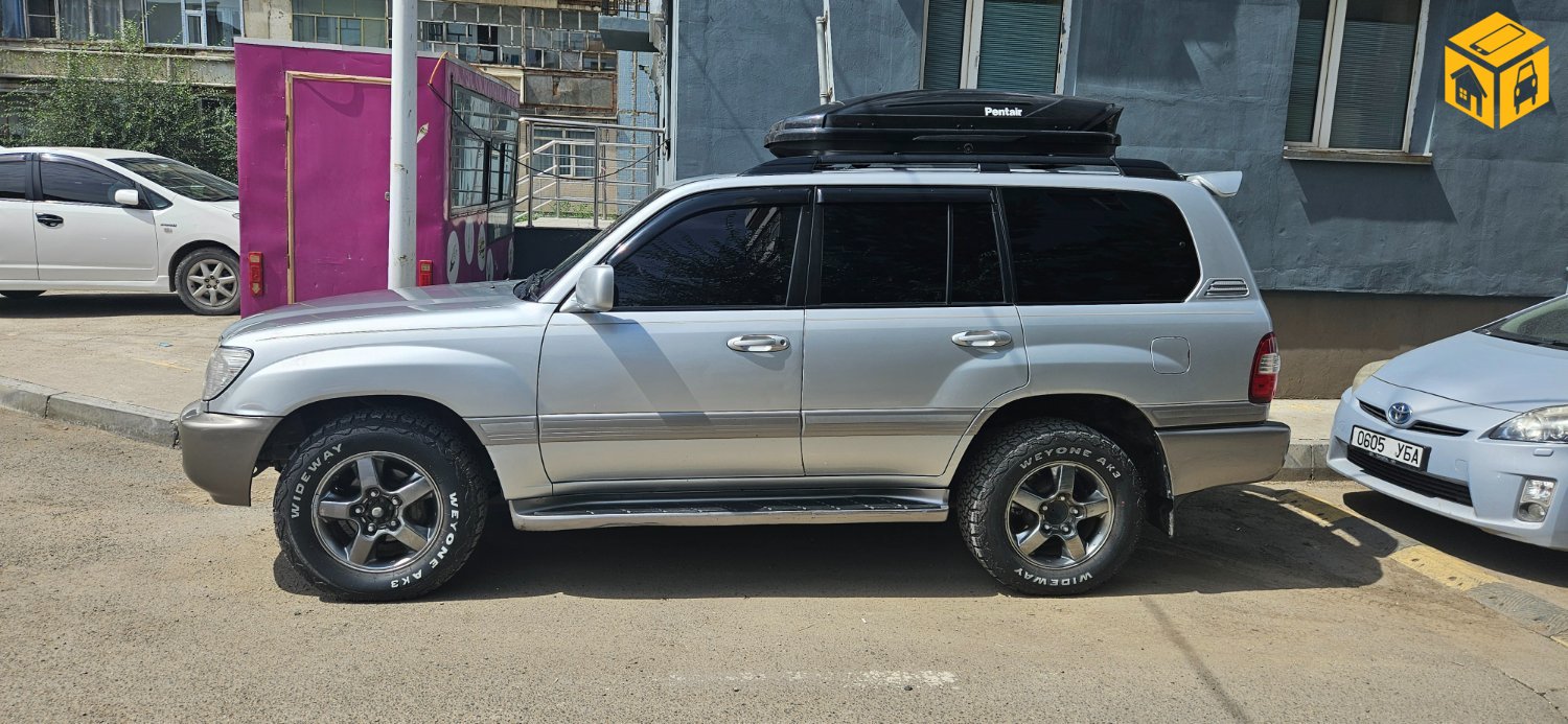 Toyota Landcruiser 100