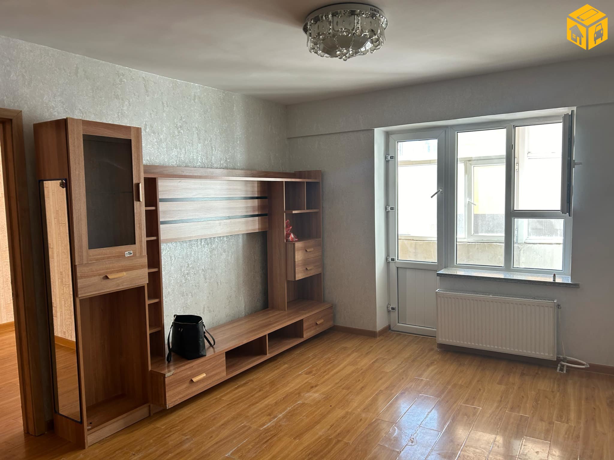 Орон сууц 2 өрөө