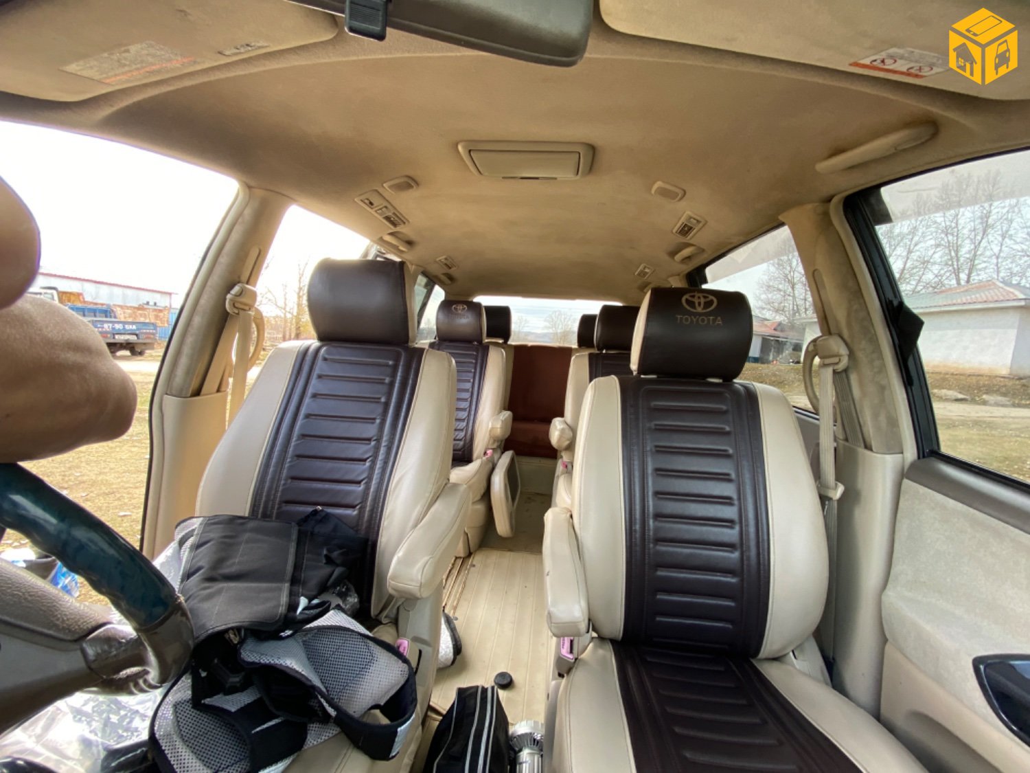 Toyota Estima