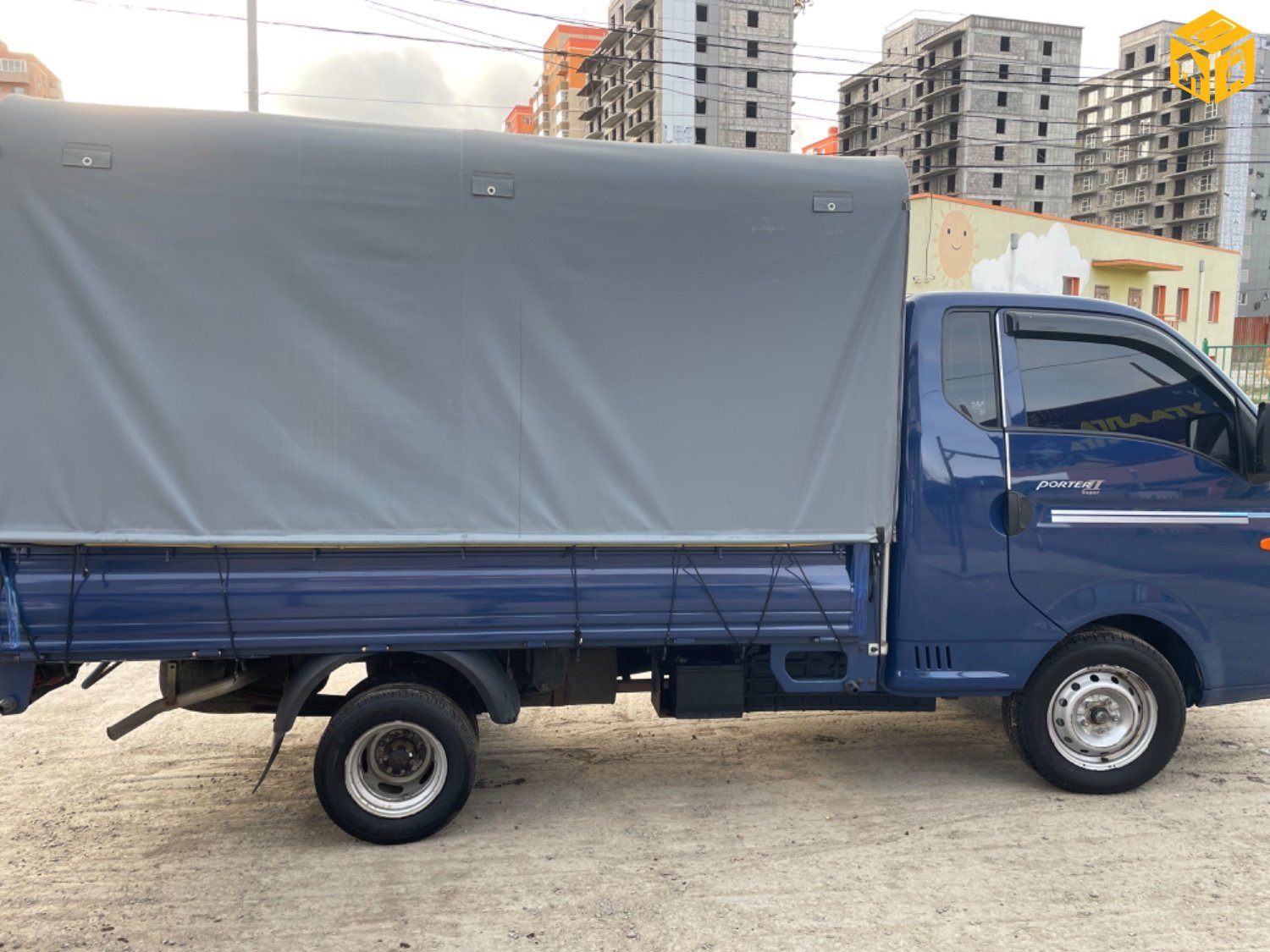 Ачааны машин Hyundai