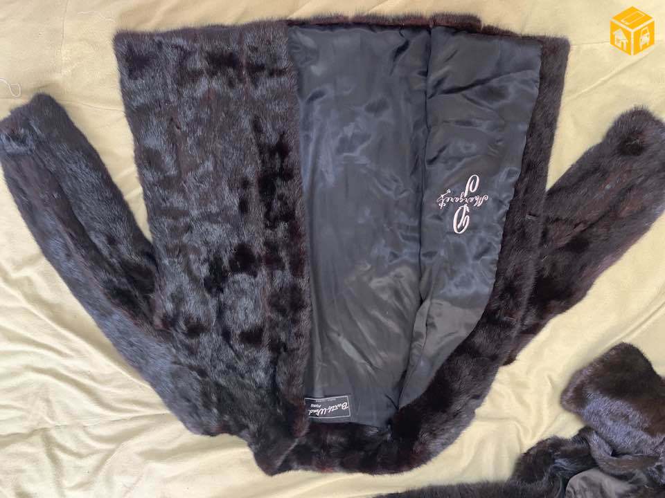 Богино булган шуба