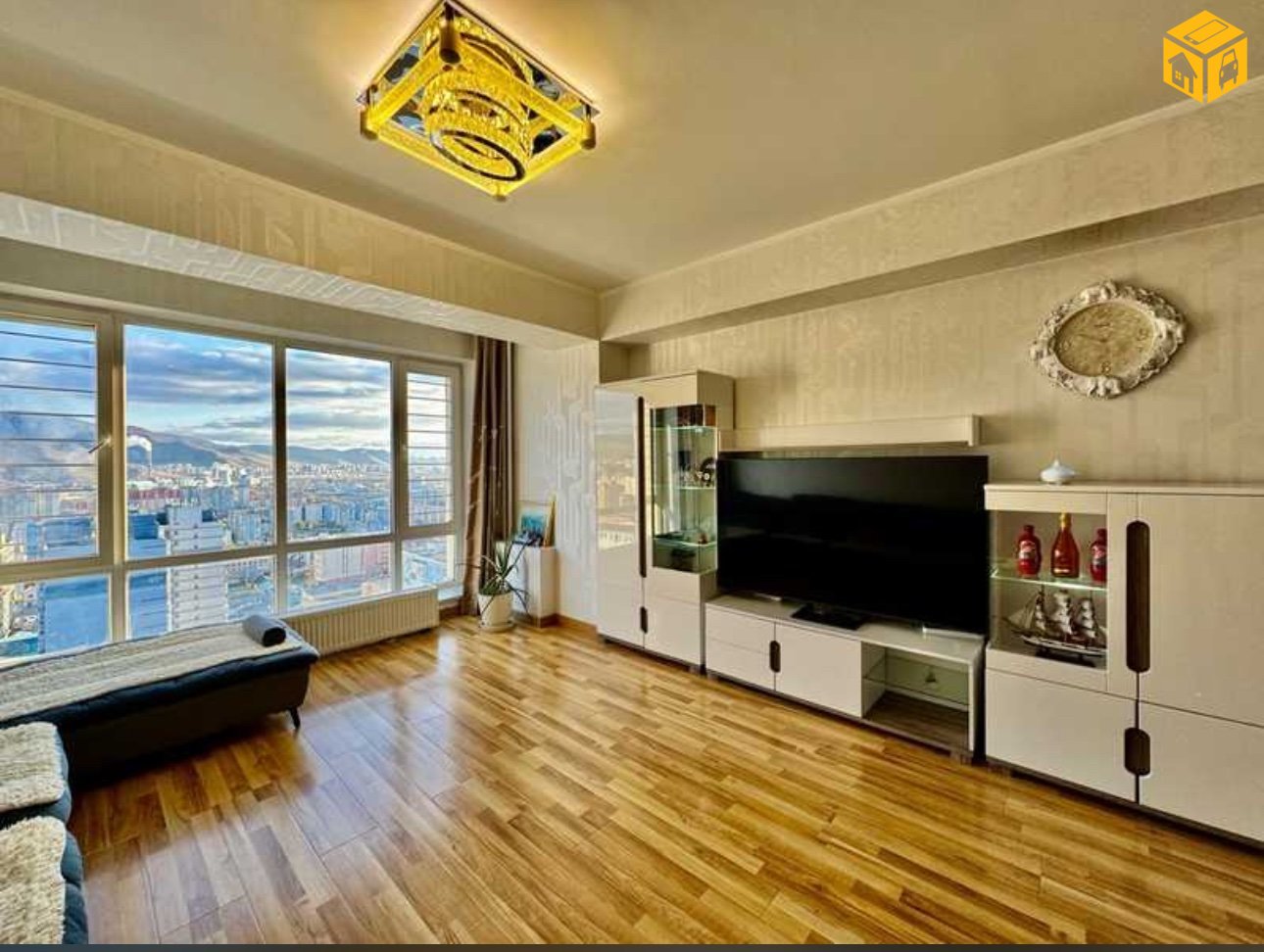 Орон сууц 3 өрөө