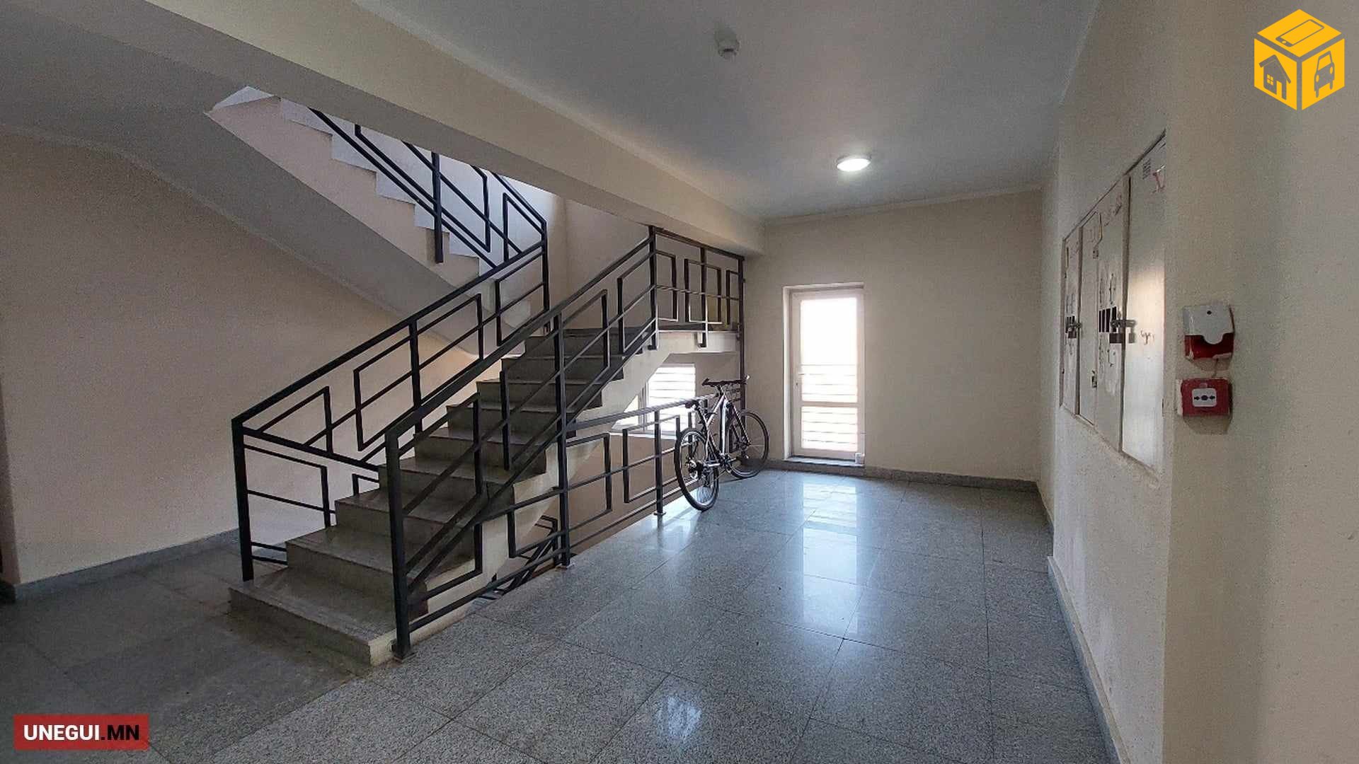 Орон сууц 3 өрөө