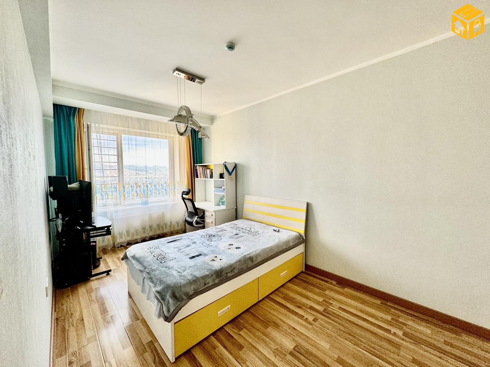 Орон сууц 3 өрөө