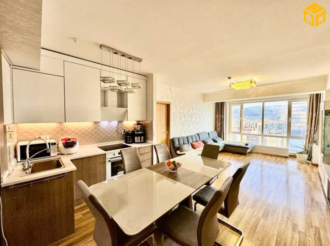 Орон сууц 3 өрөө