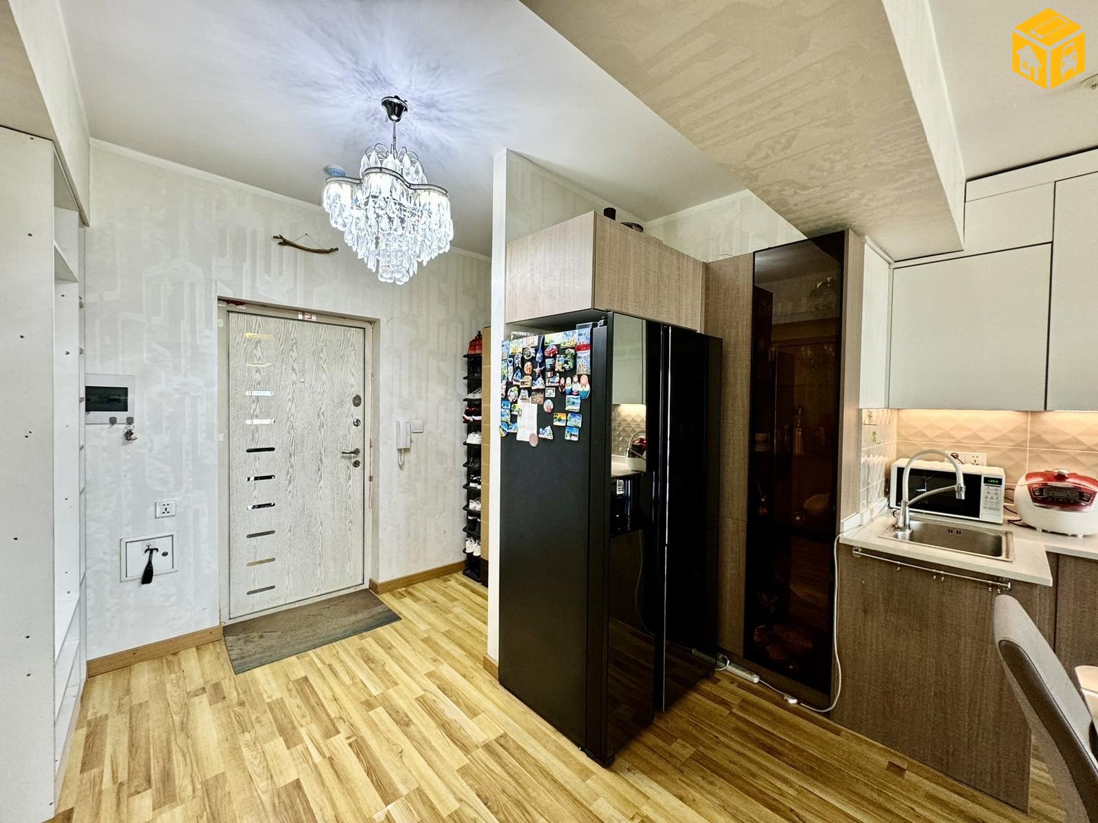 Орон сууц 3 өрөө