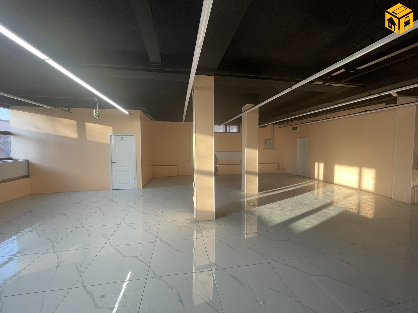 Үл хөдлөх түрээслүүлнэ Худалдаа, үйлчилгээний талбай түрээслүүлнэ