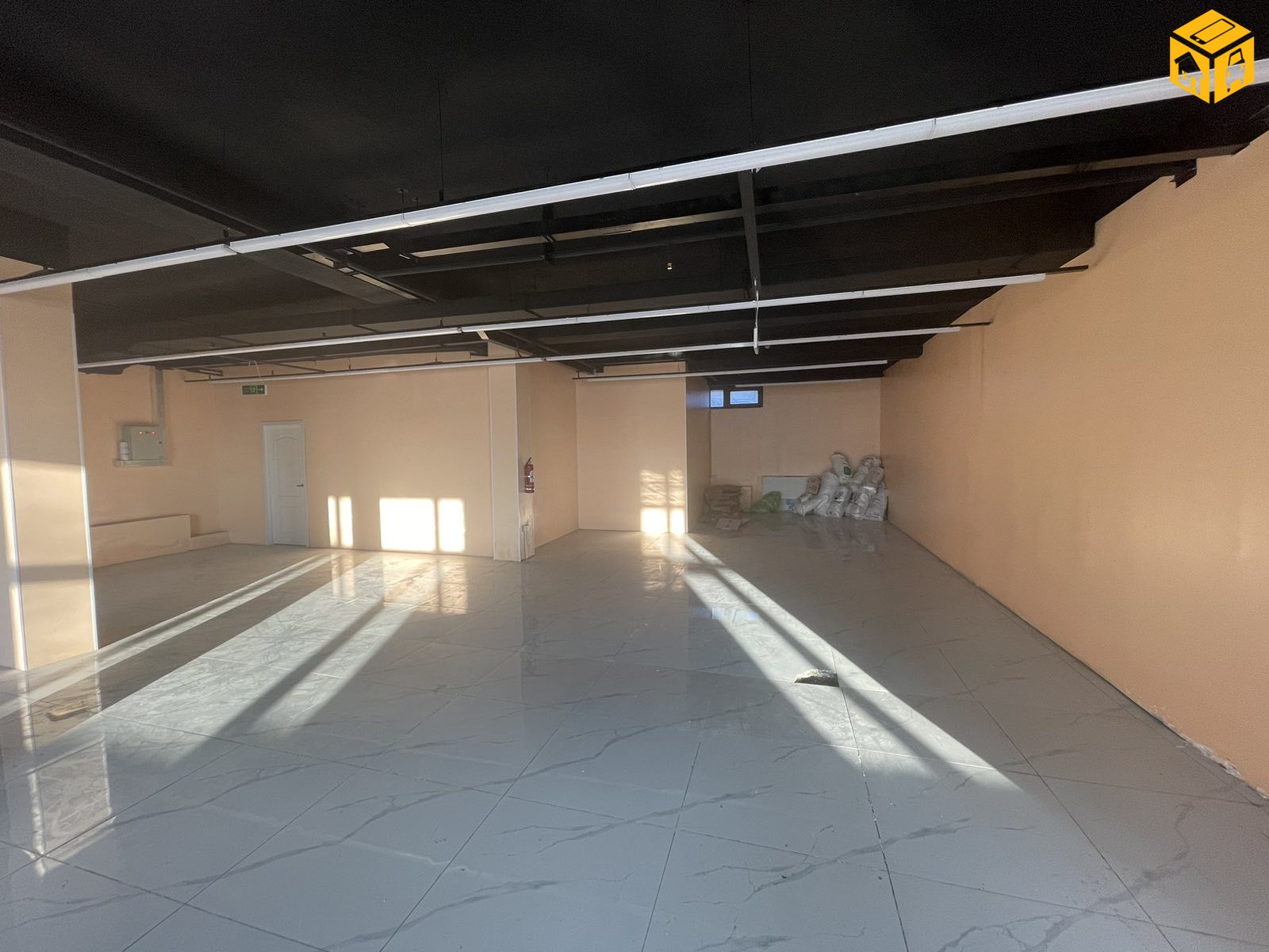 Үл хөдлөх түрээслүүлнэ Худалдаа, үйлчилгээний талбай түрээслүүлнэ