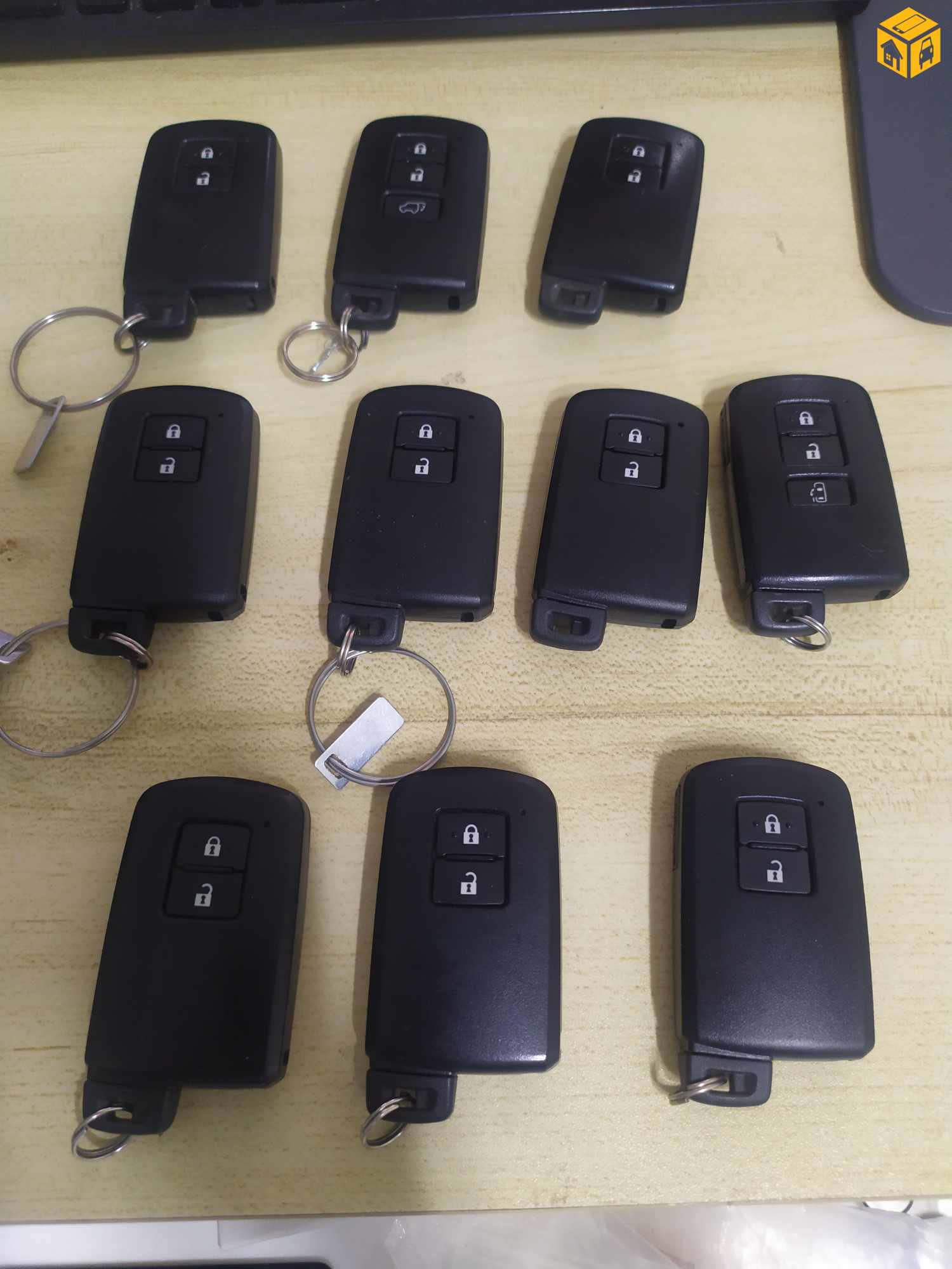 Машины смарт түлхүүр хувилна, тааруулна.