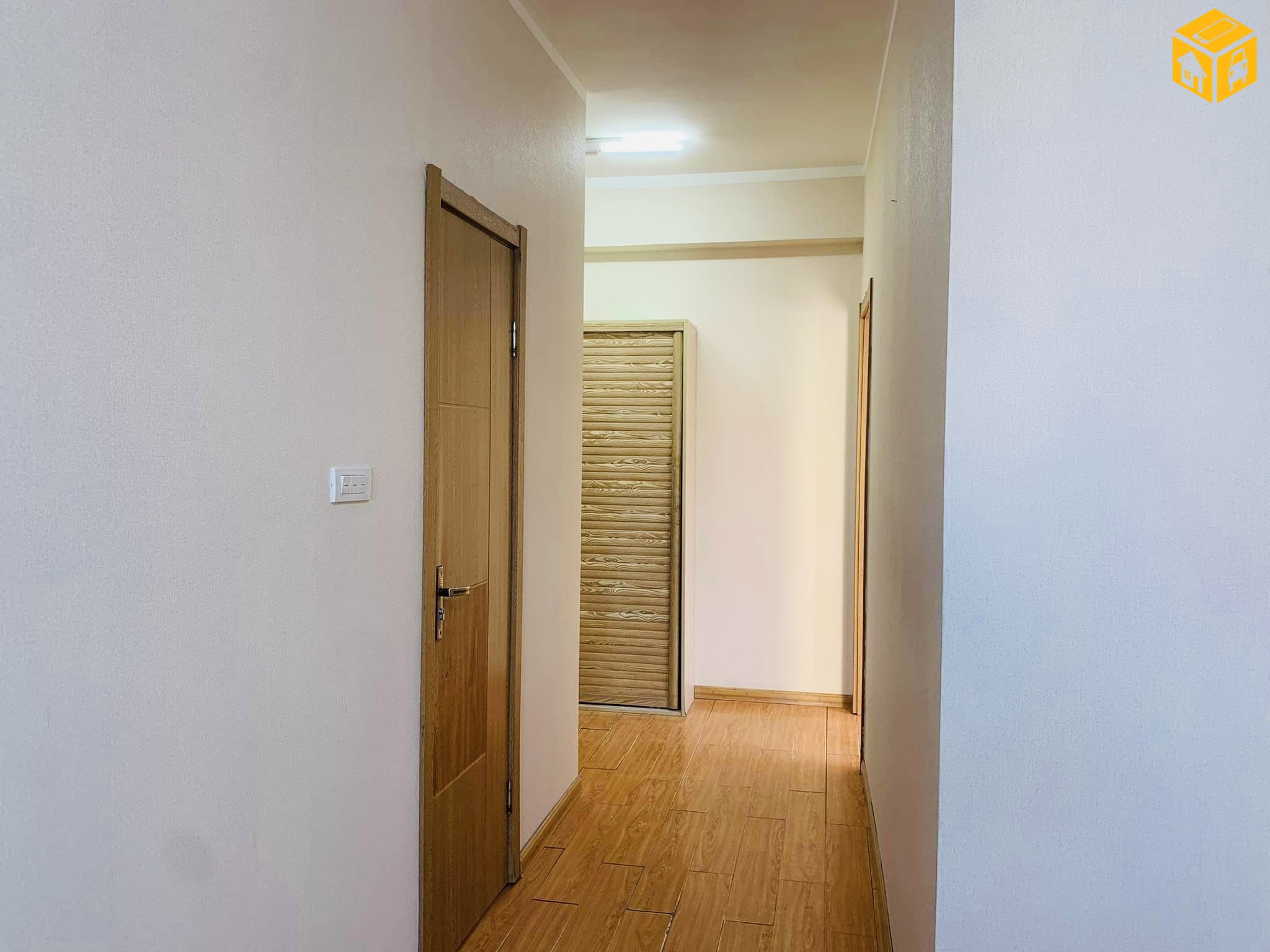 Орон сууц 2 өрөө