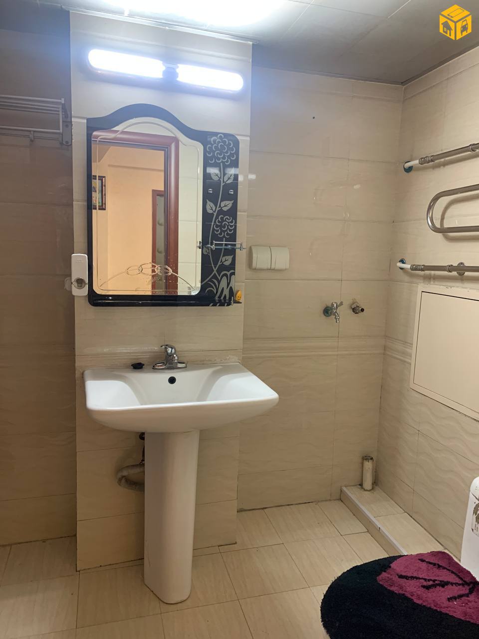 Орон сууц түрээслүүлнэ 2 өрөө