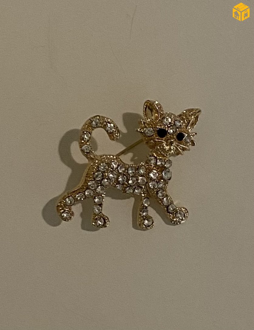 Энгэрийн зүүлт. Болор