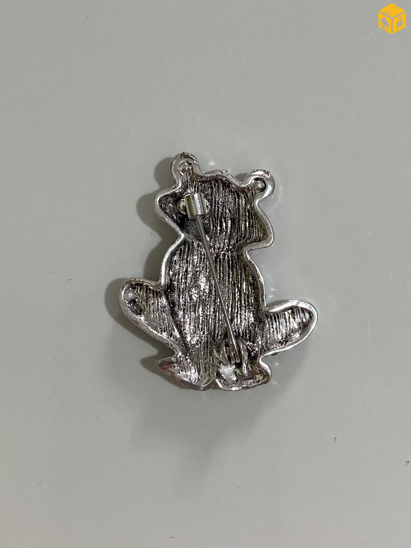 Энгэрийн зүүлт. Мэлхий