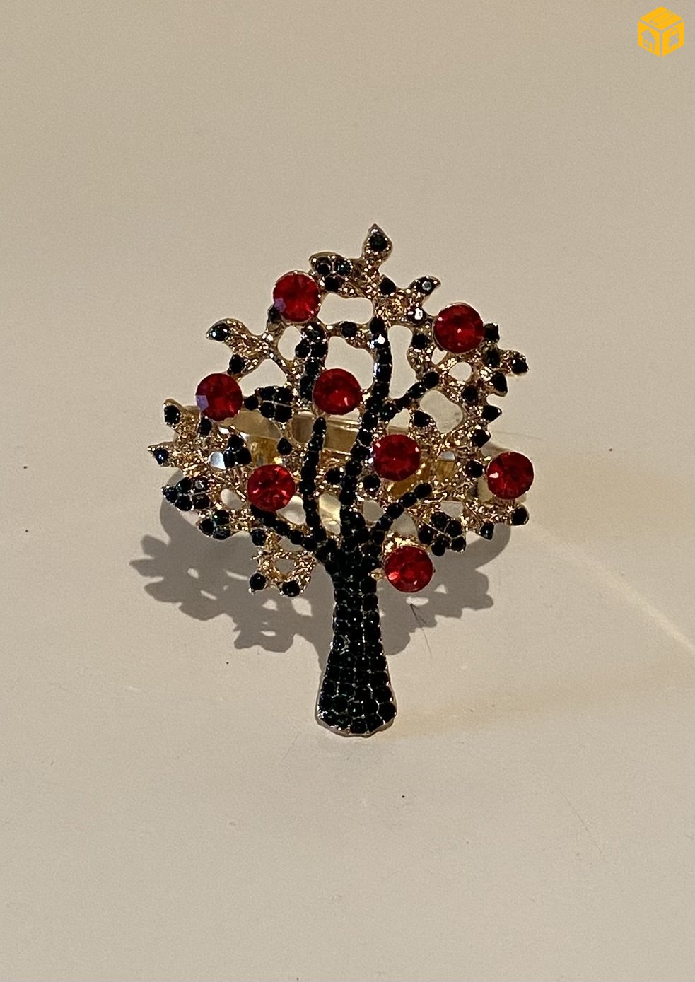 Ороолтны бөгж.