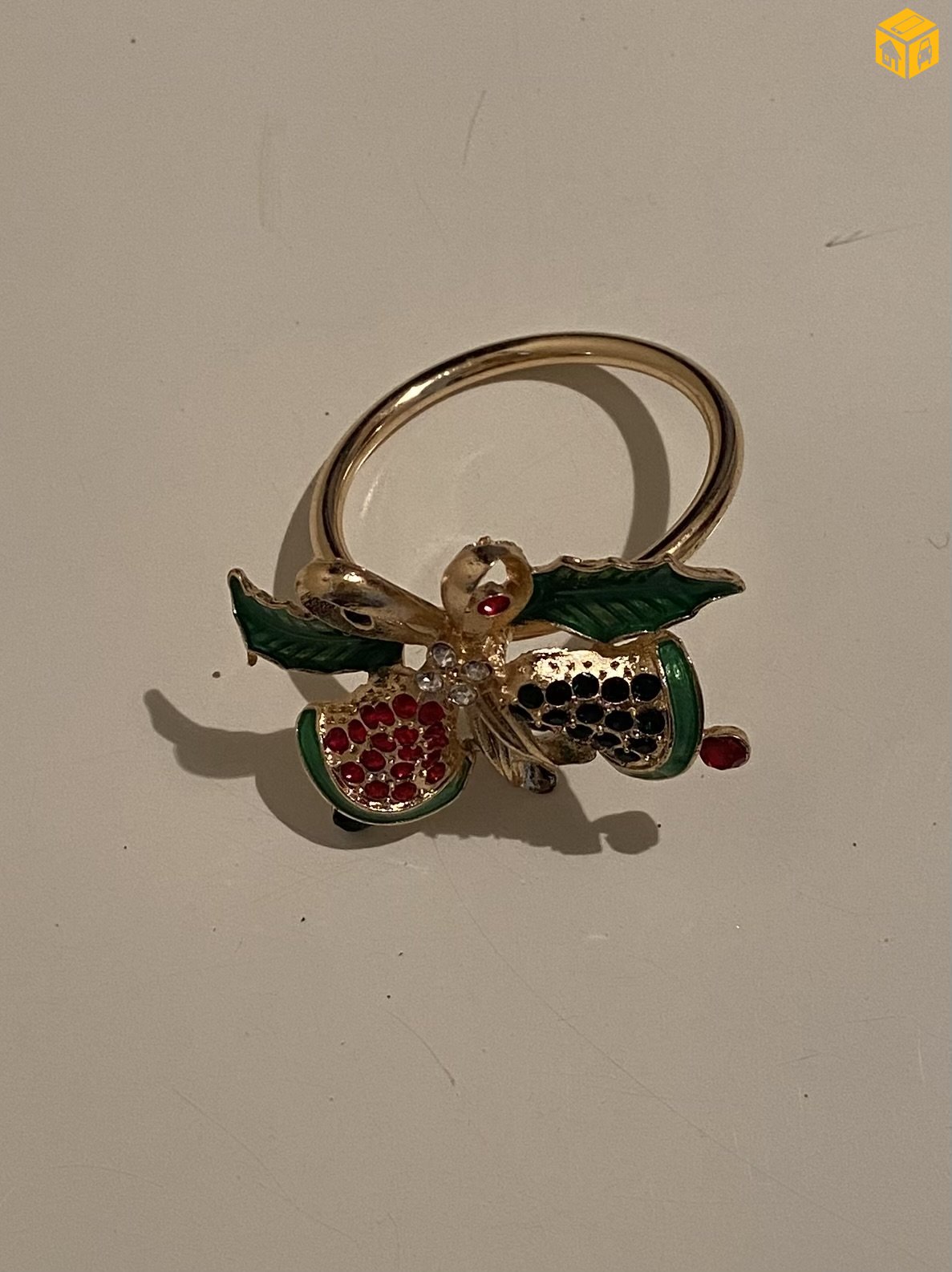 Ороолтны бөгж.