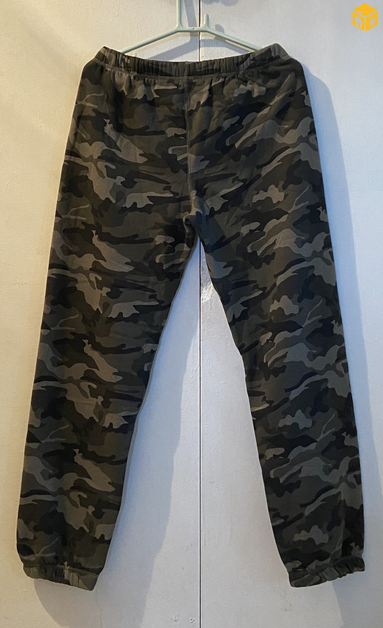 Цамц, өмд. George.