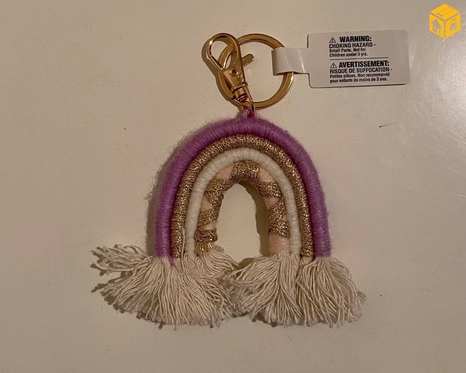 Цүнхний гоёл, түлхүүрийн оосор.