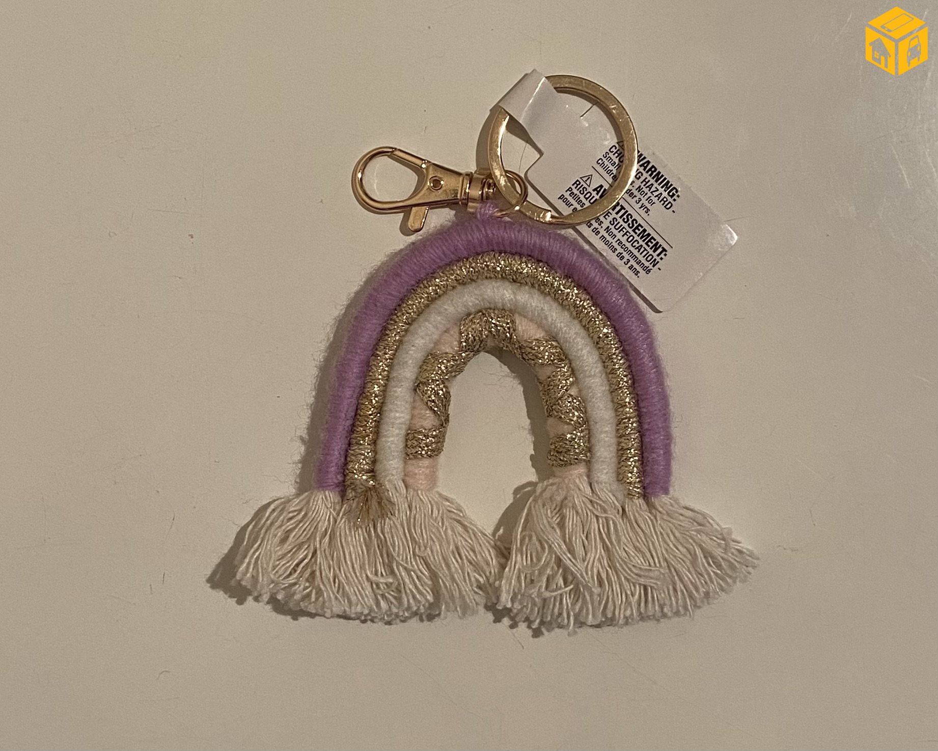 Цүнхний гоёл, түлхүүрийн оосор.