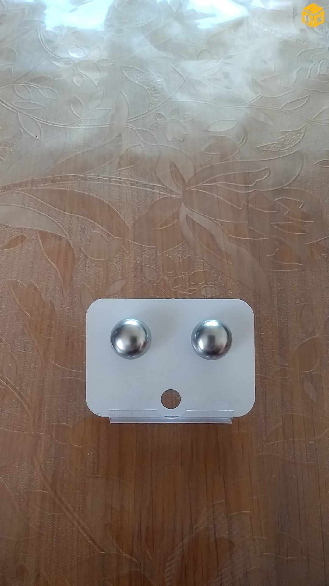 ээмэг зарна,