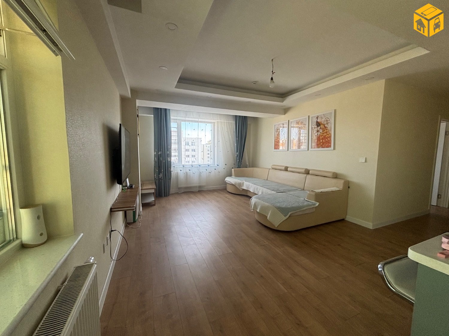 Орон сууц түрээслүүлнэ 2 өрөө