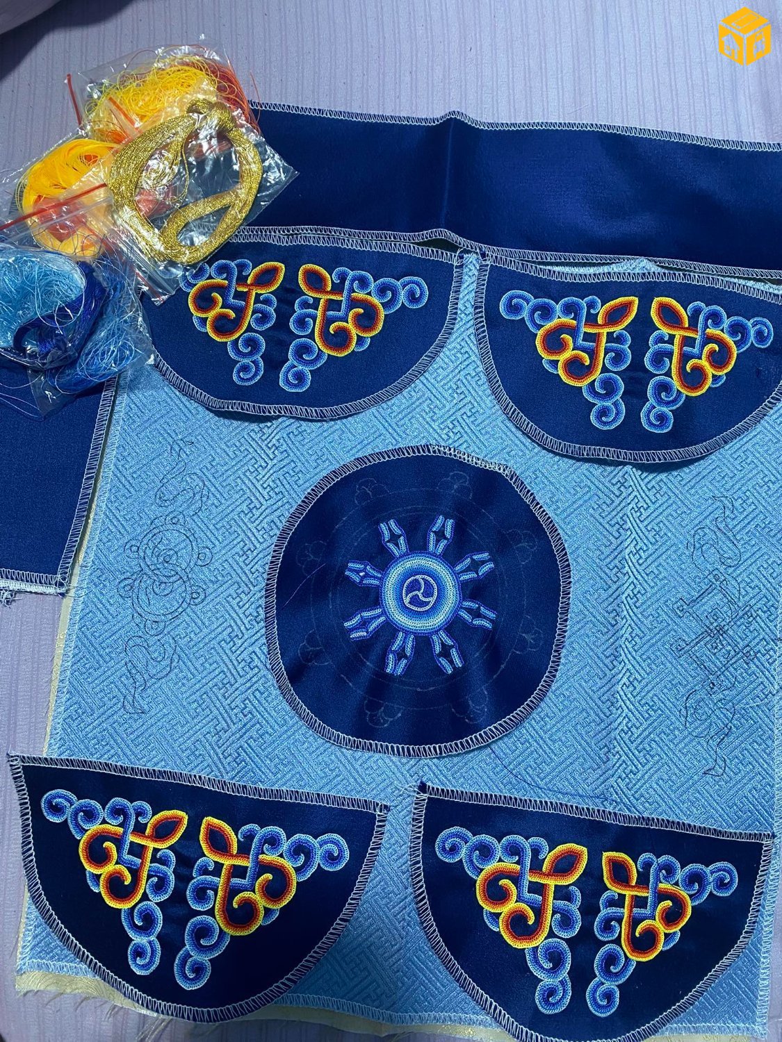 Дутуу оёсон даалин