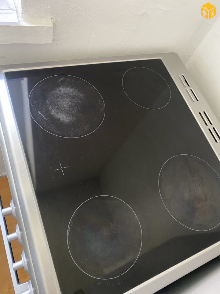 Шарах шүүгээ зарна