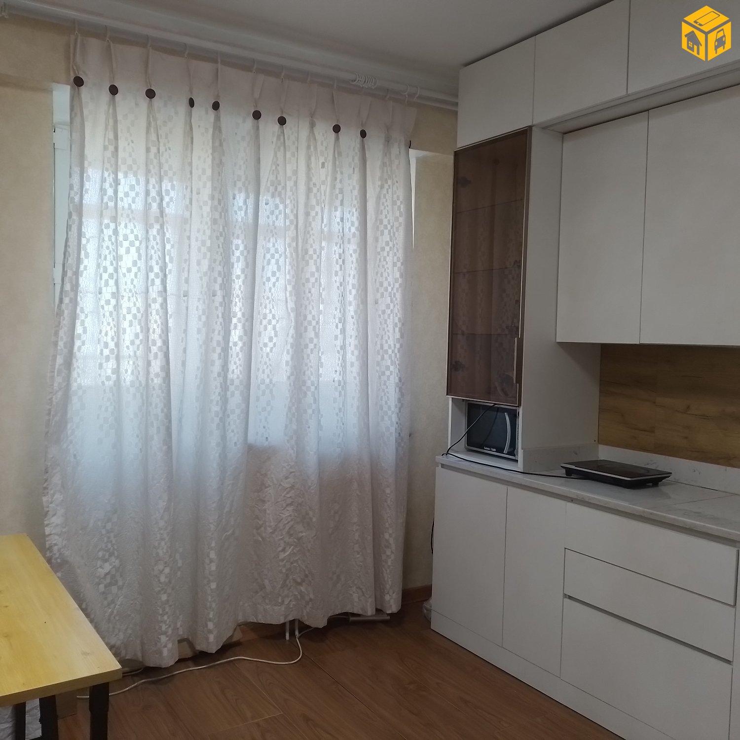 Орон сууц 1 өрөө