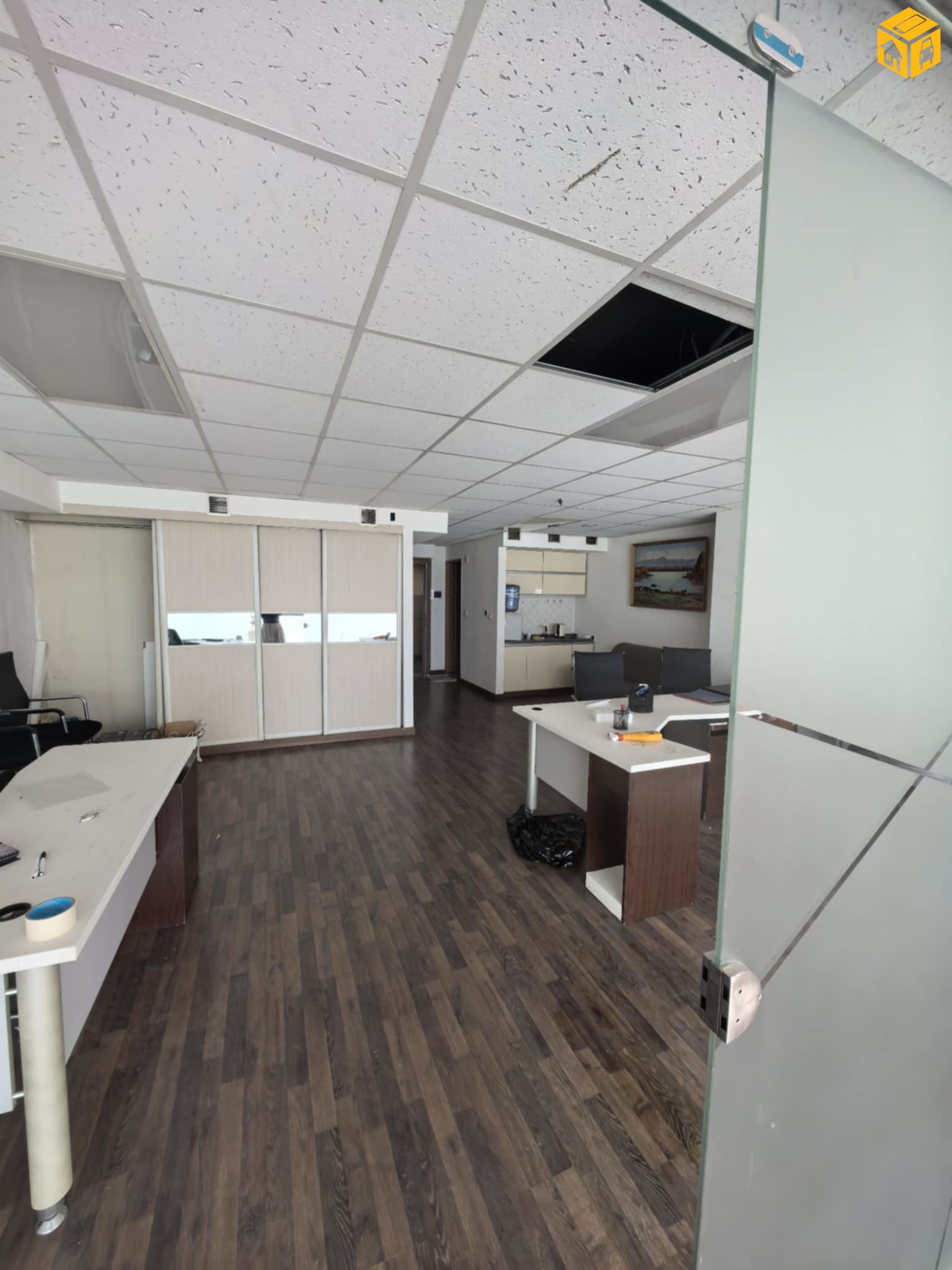 Үл хөдлөх түрээслүүлнэ Оффис