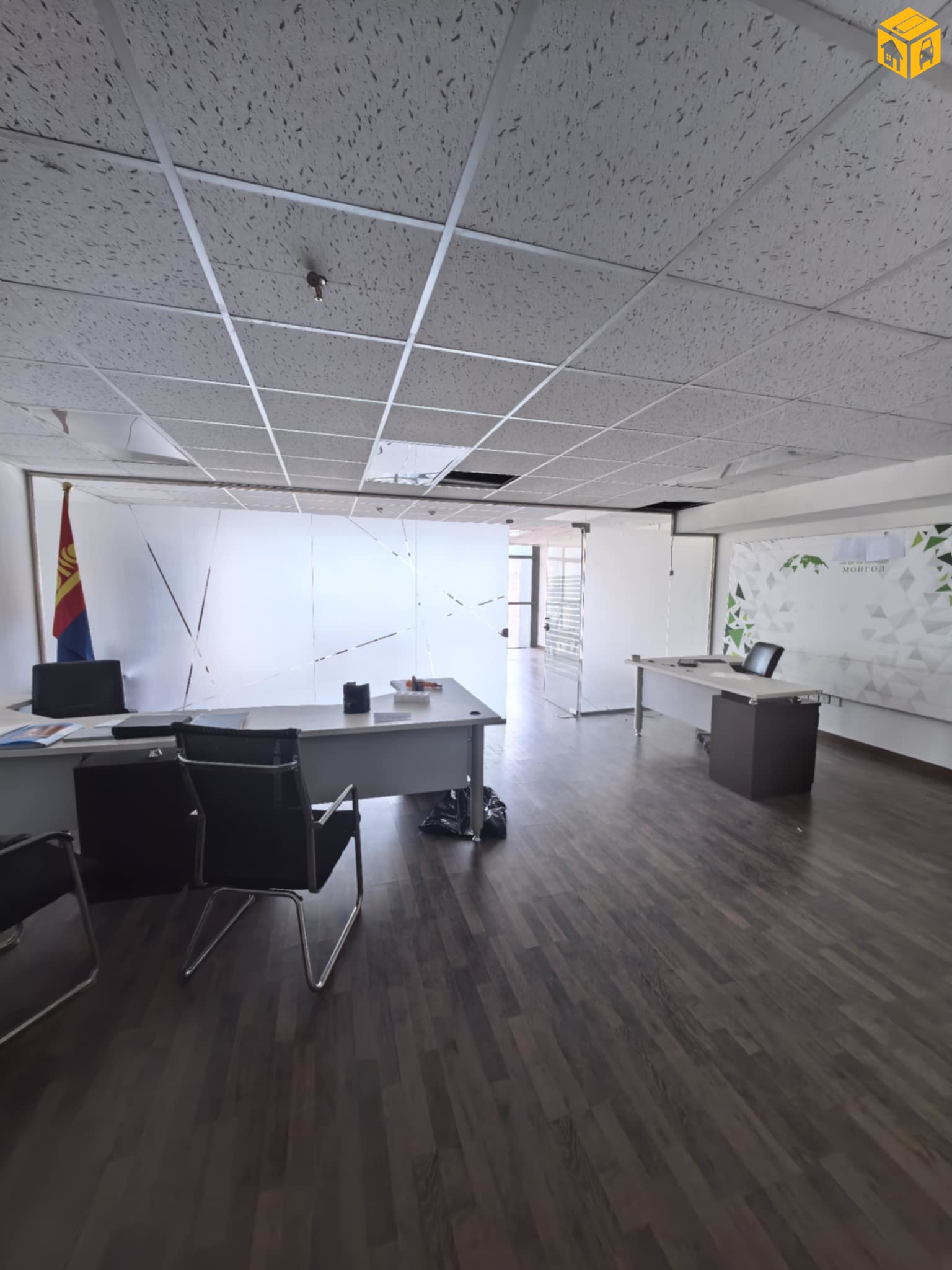 Үл хөдлөх түрээслүүлнэ Оффис