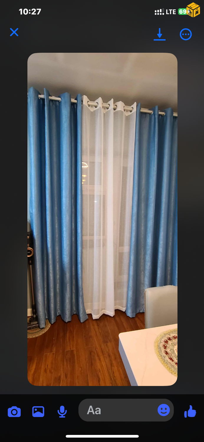 Бэлэн шинэ хөшиг байна