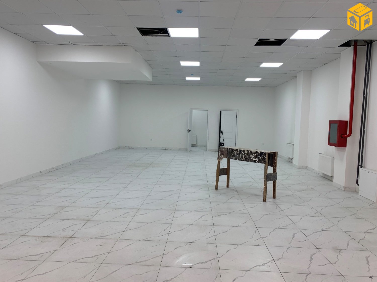 Үл хөдлөх түрээслүүлнэ Худалдаа, үйлчилгээний талбай түрээслүүлнэ