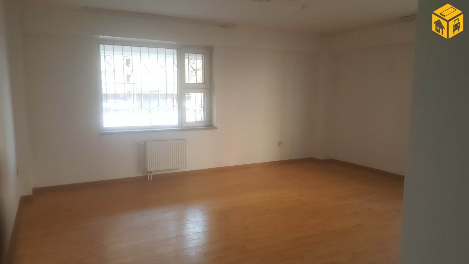 Орон сууц түрээслүүлнэ 3 өрөө