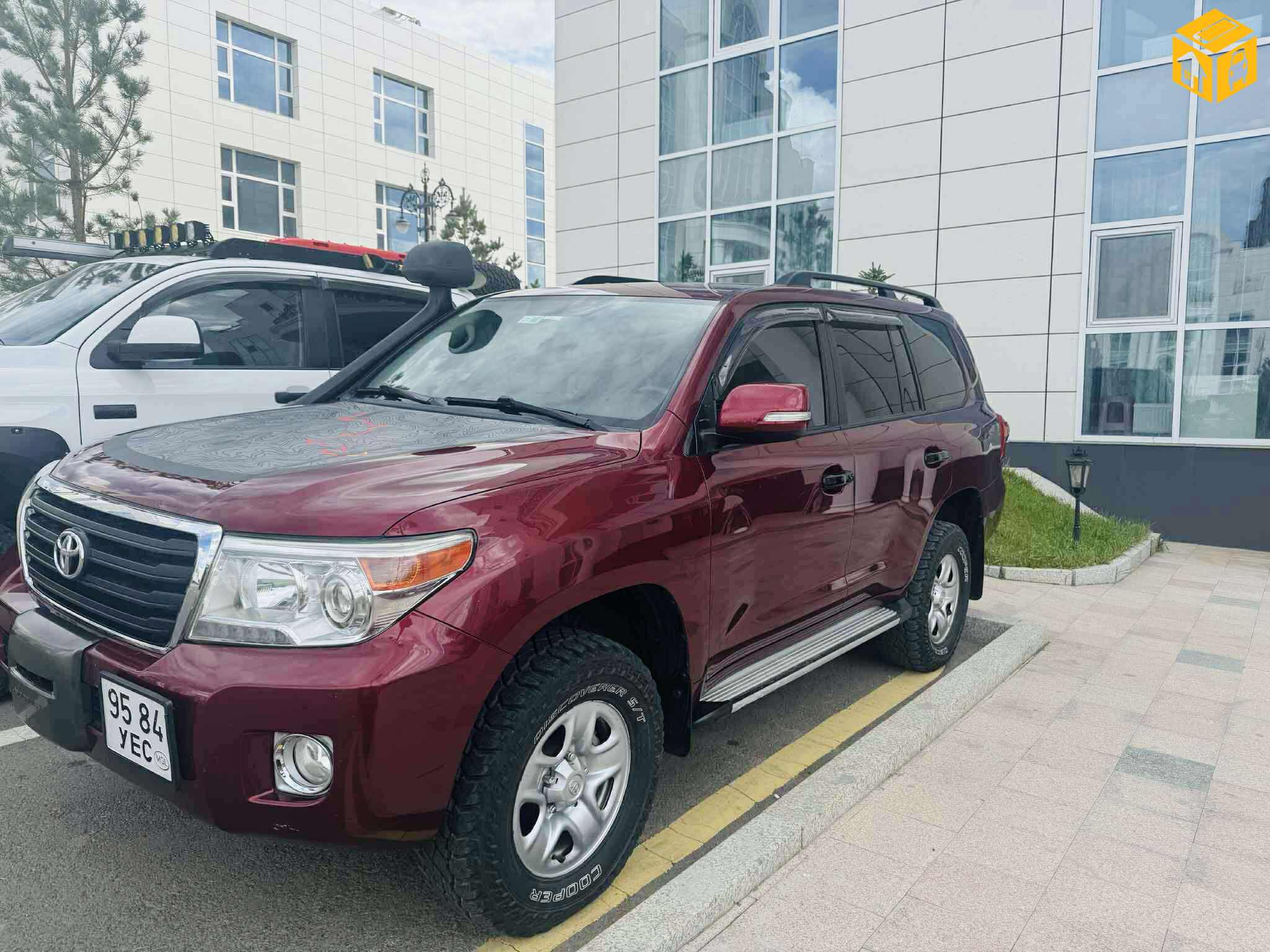 Toyota Landcruiser 200