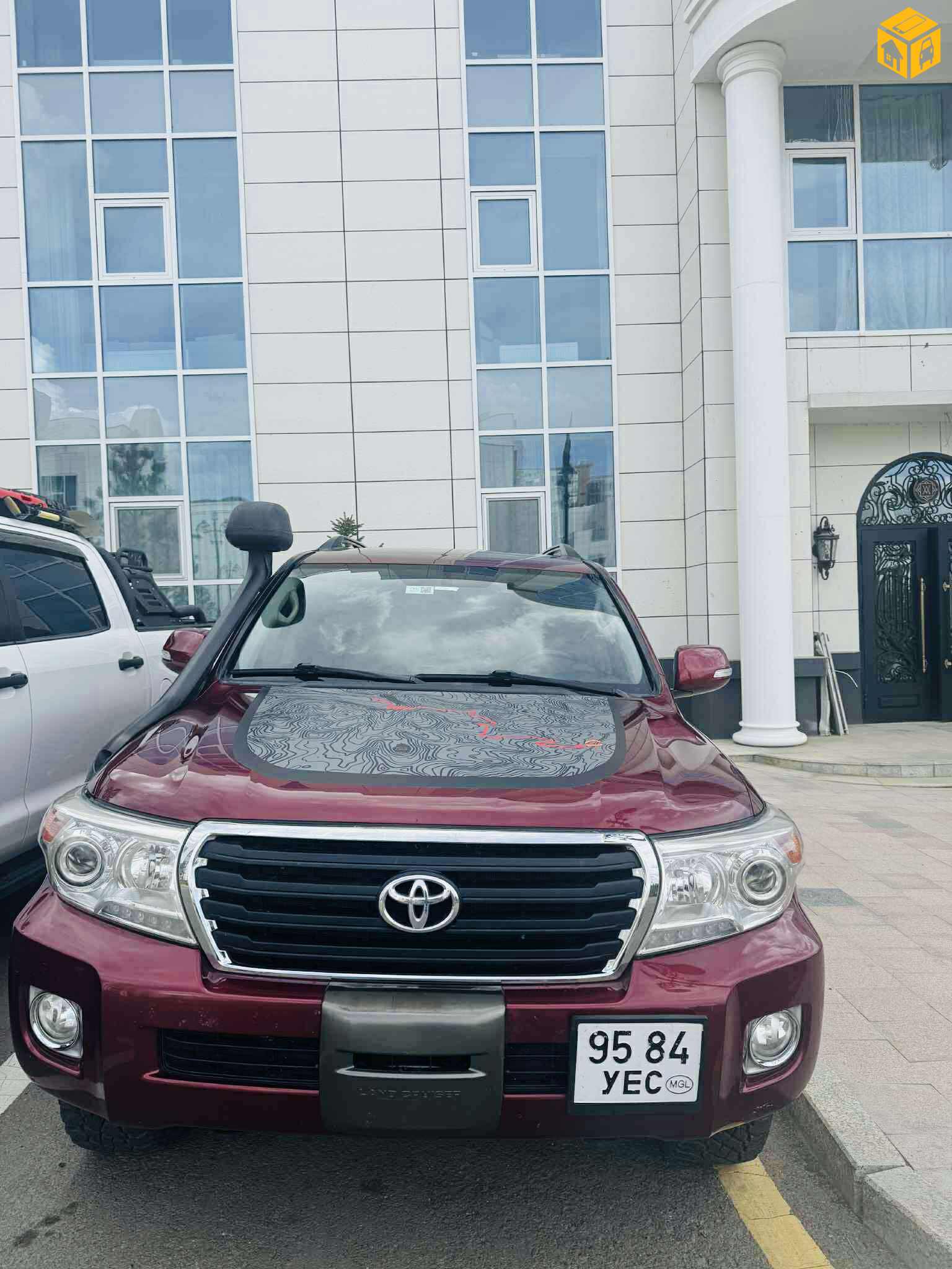 Toyota Landcruiser 200