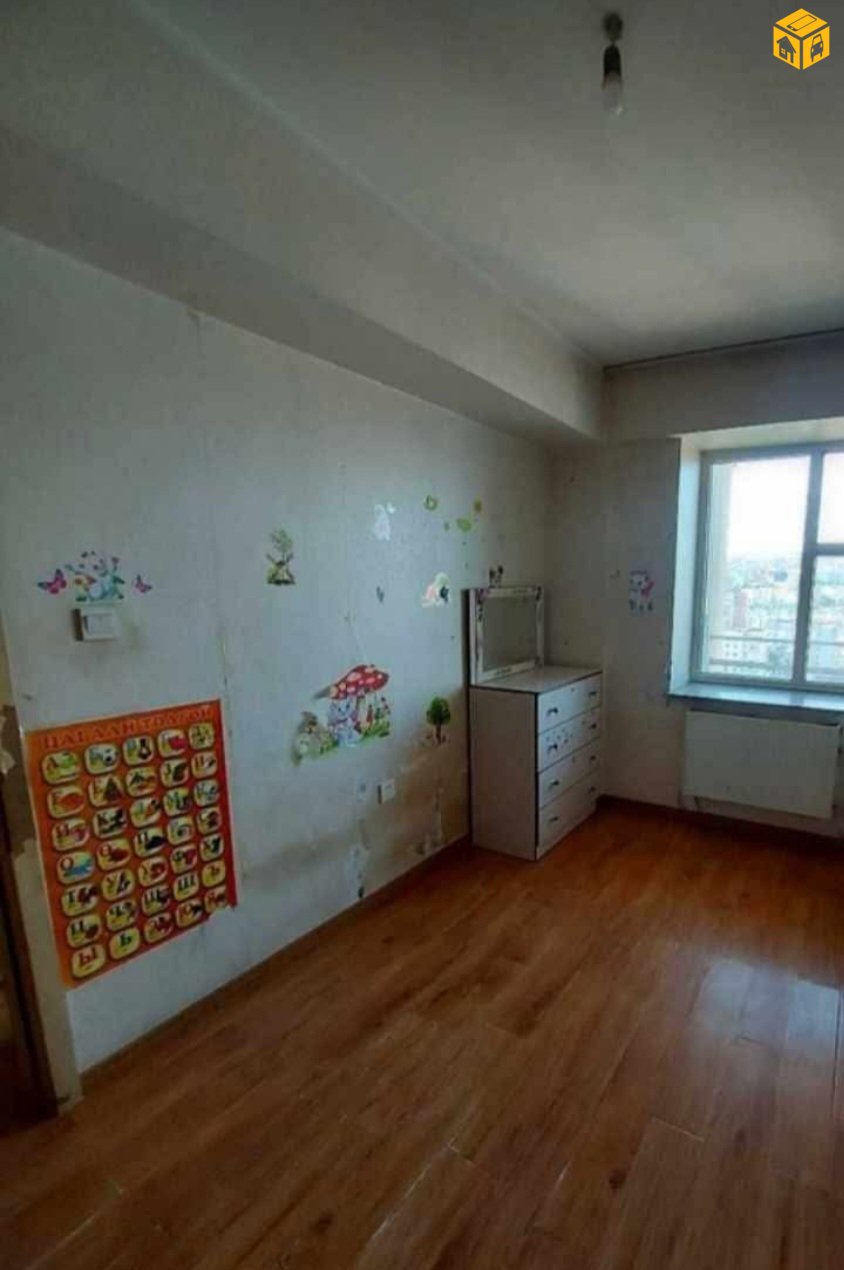 Орон сууц 2 өрөө