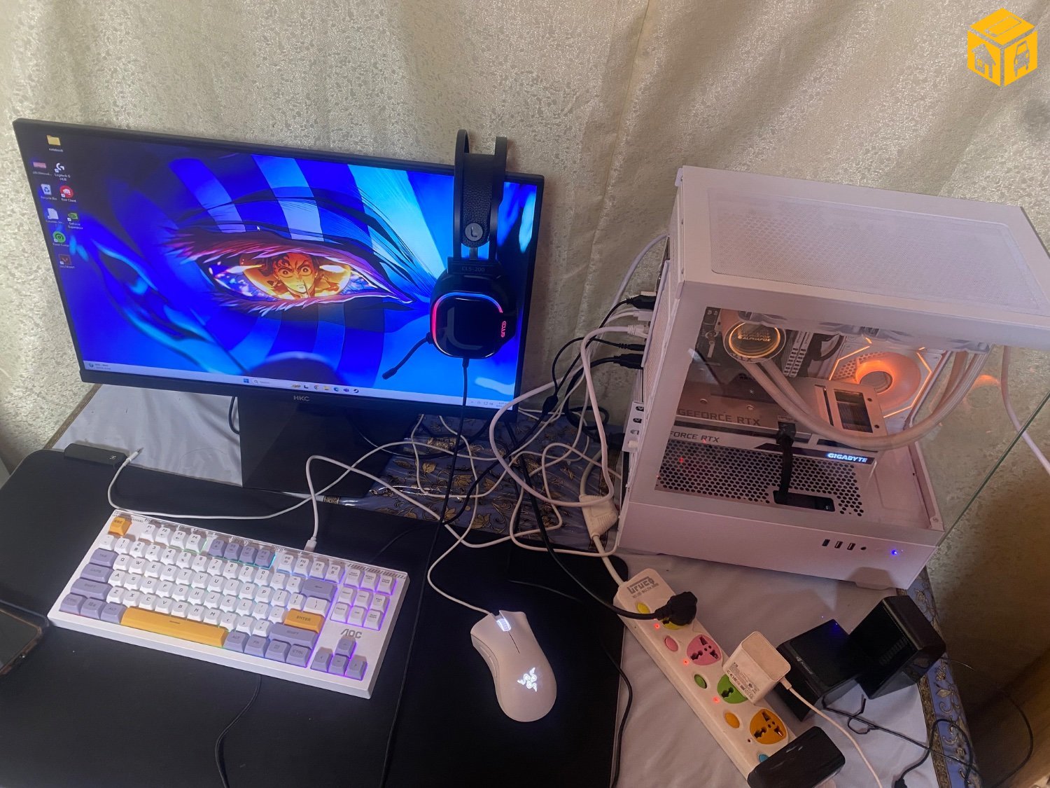 аваад сар ч болоогүй яааралтай зарна иж бүрэн