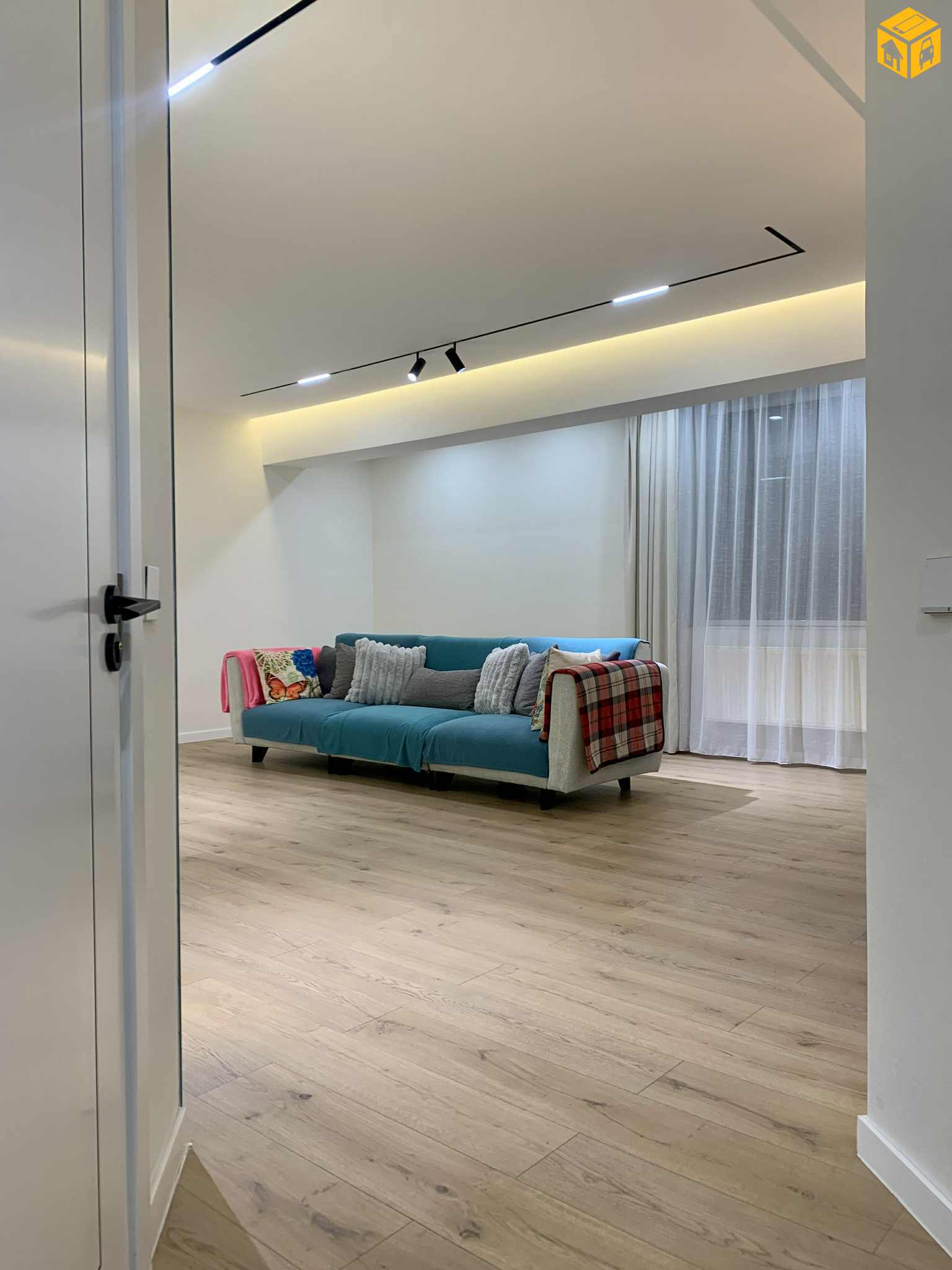 Орон сууц 3 өрөө