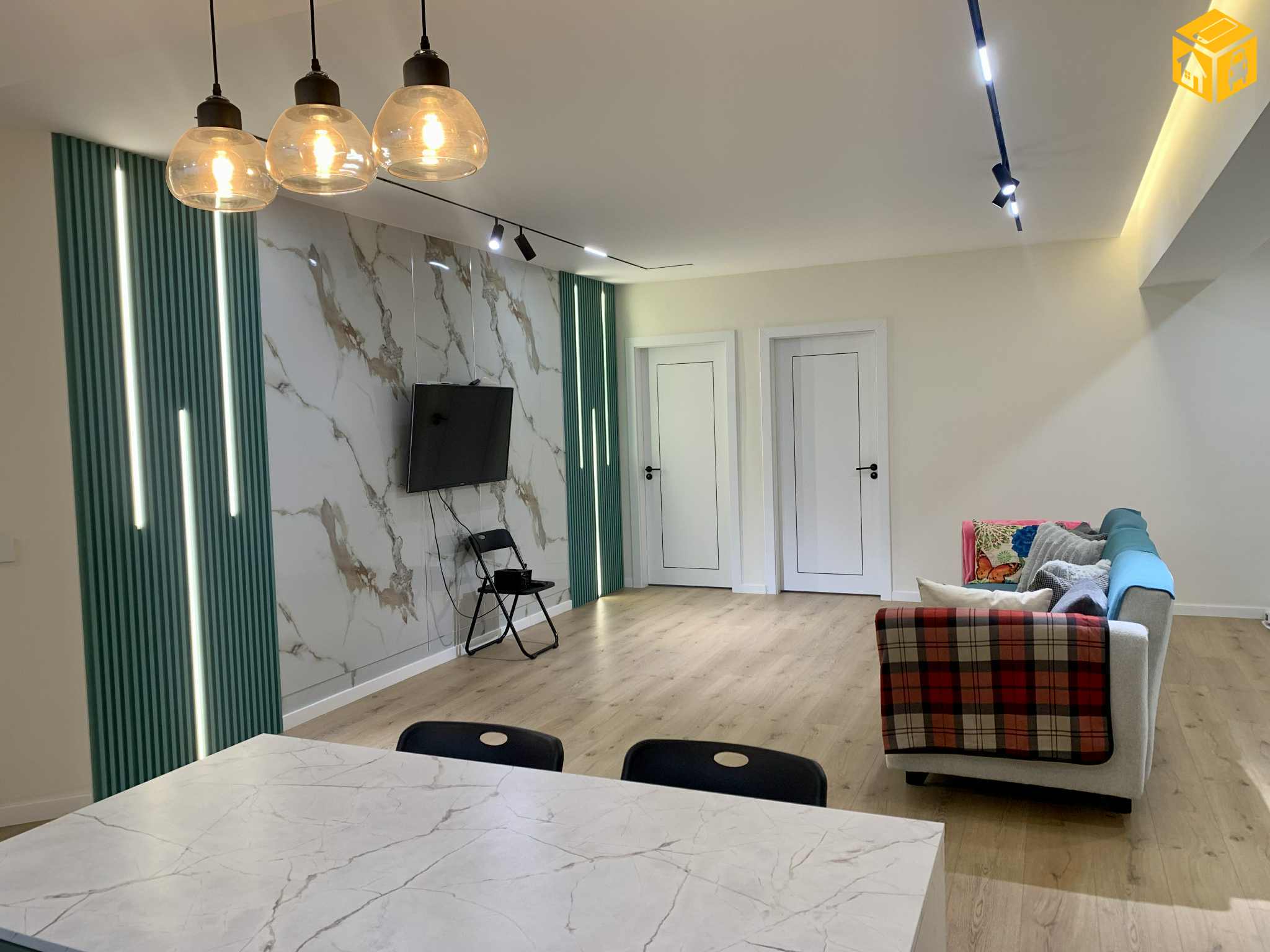 Орон сууц 3 өрөө