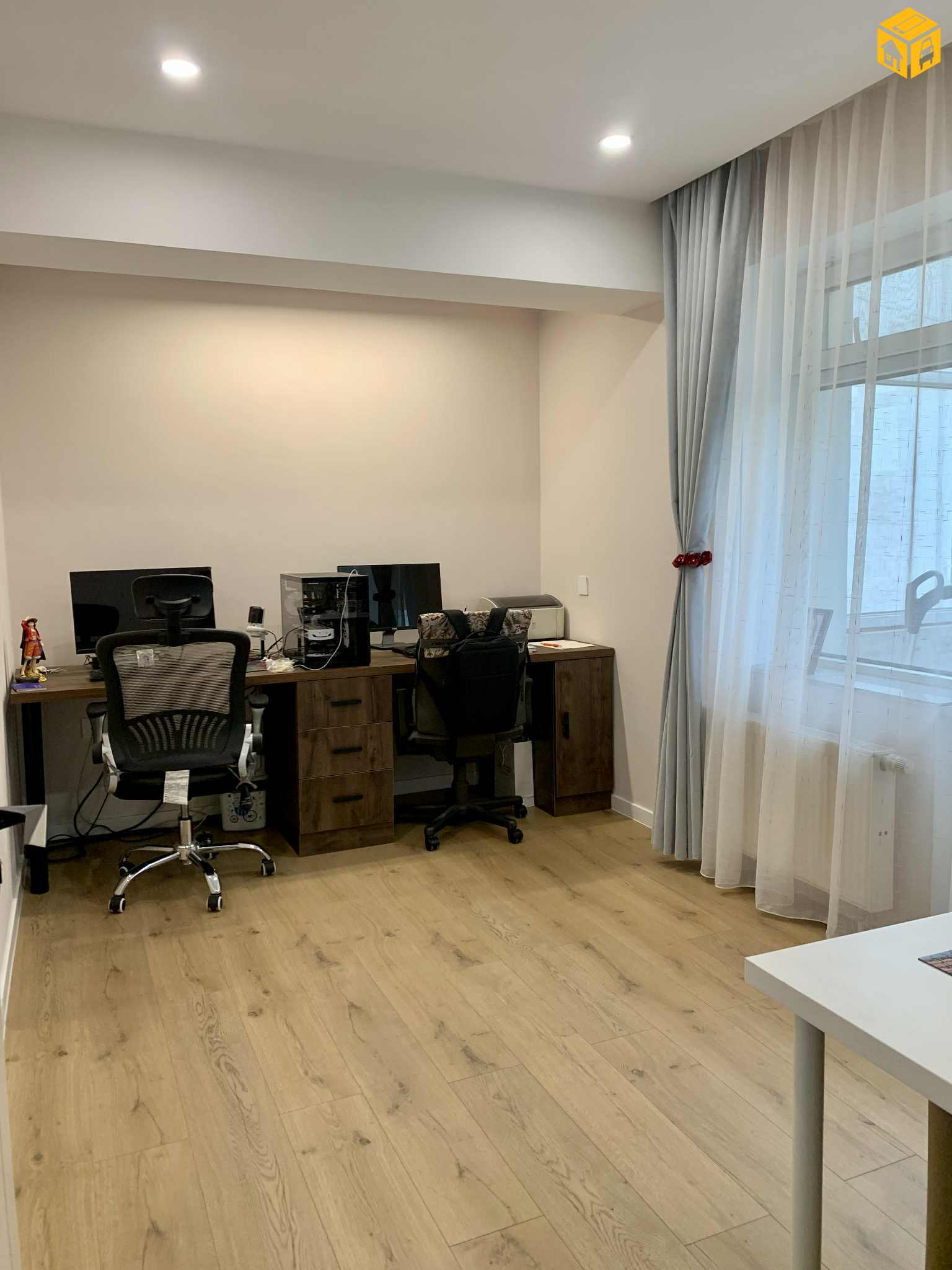 Орон сууц 3 өрөө