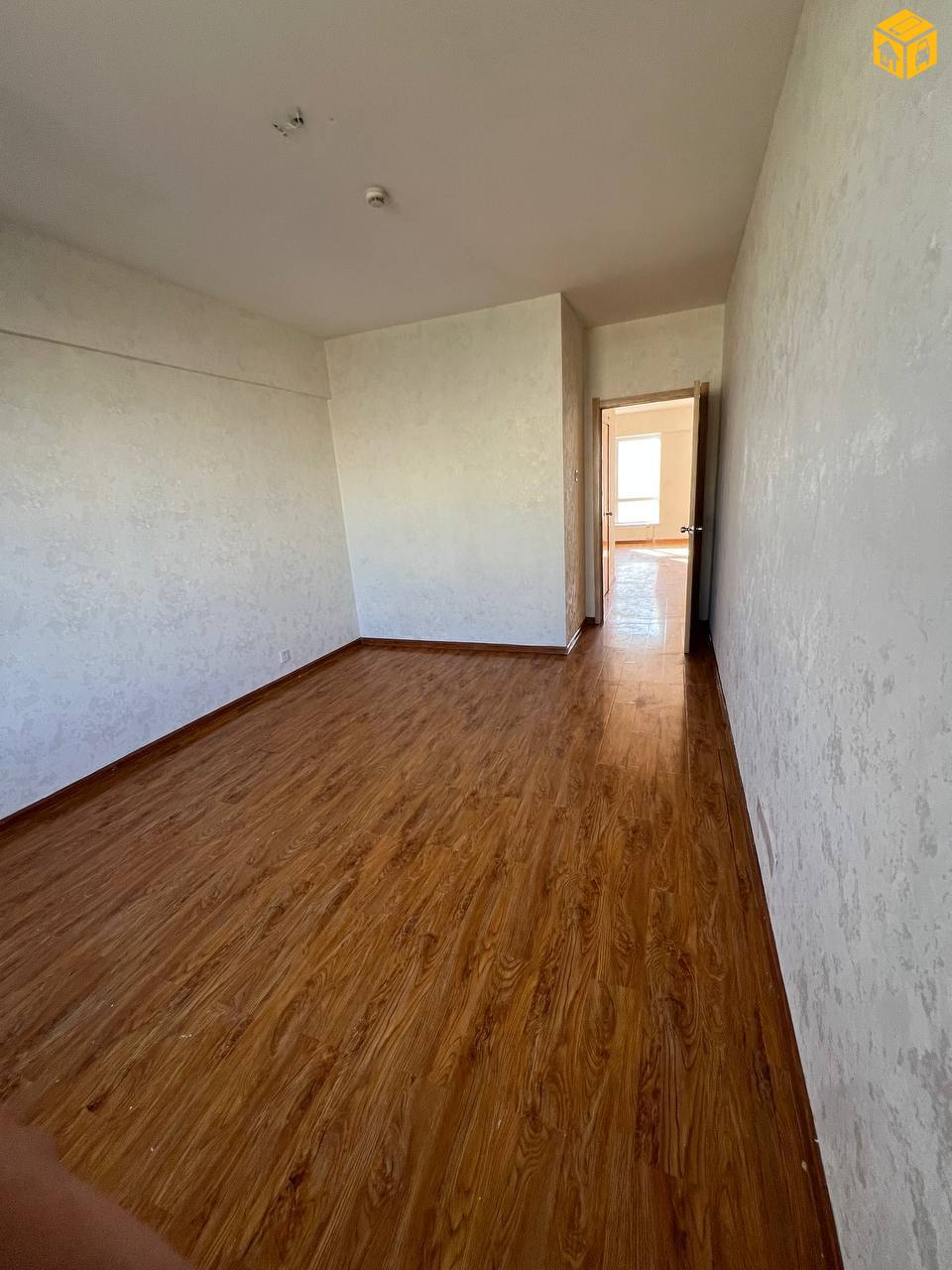 Орон сууц 2 өрөө